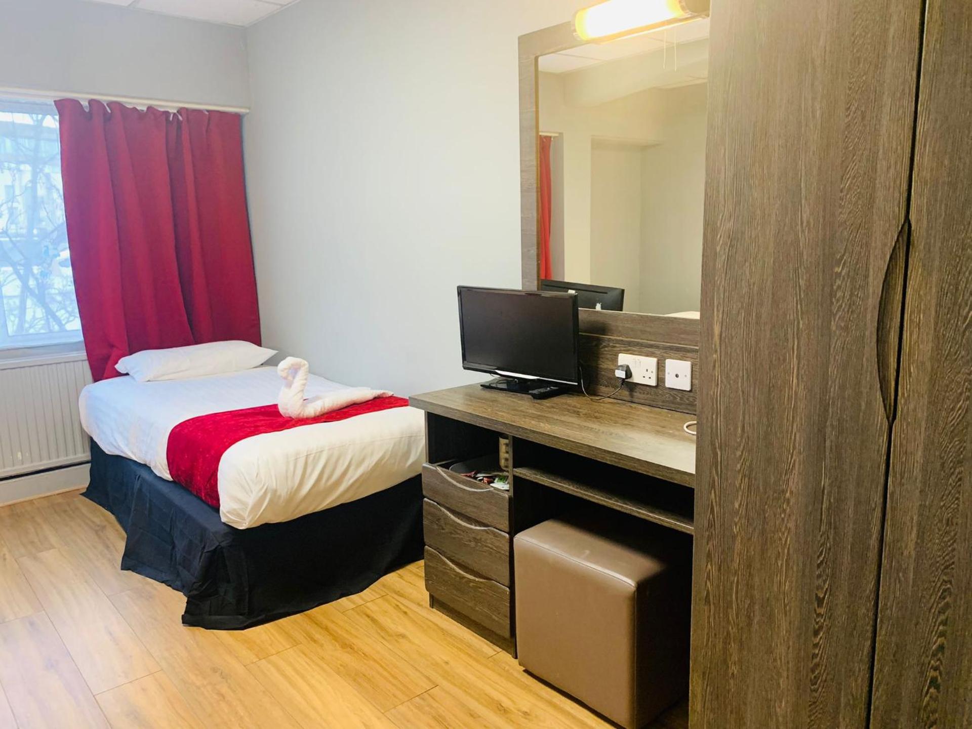 Hotel Lily - Photo 20