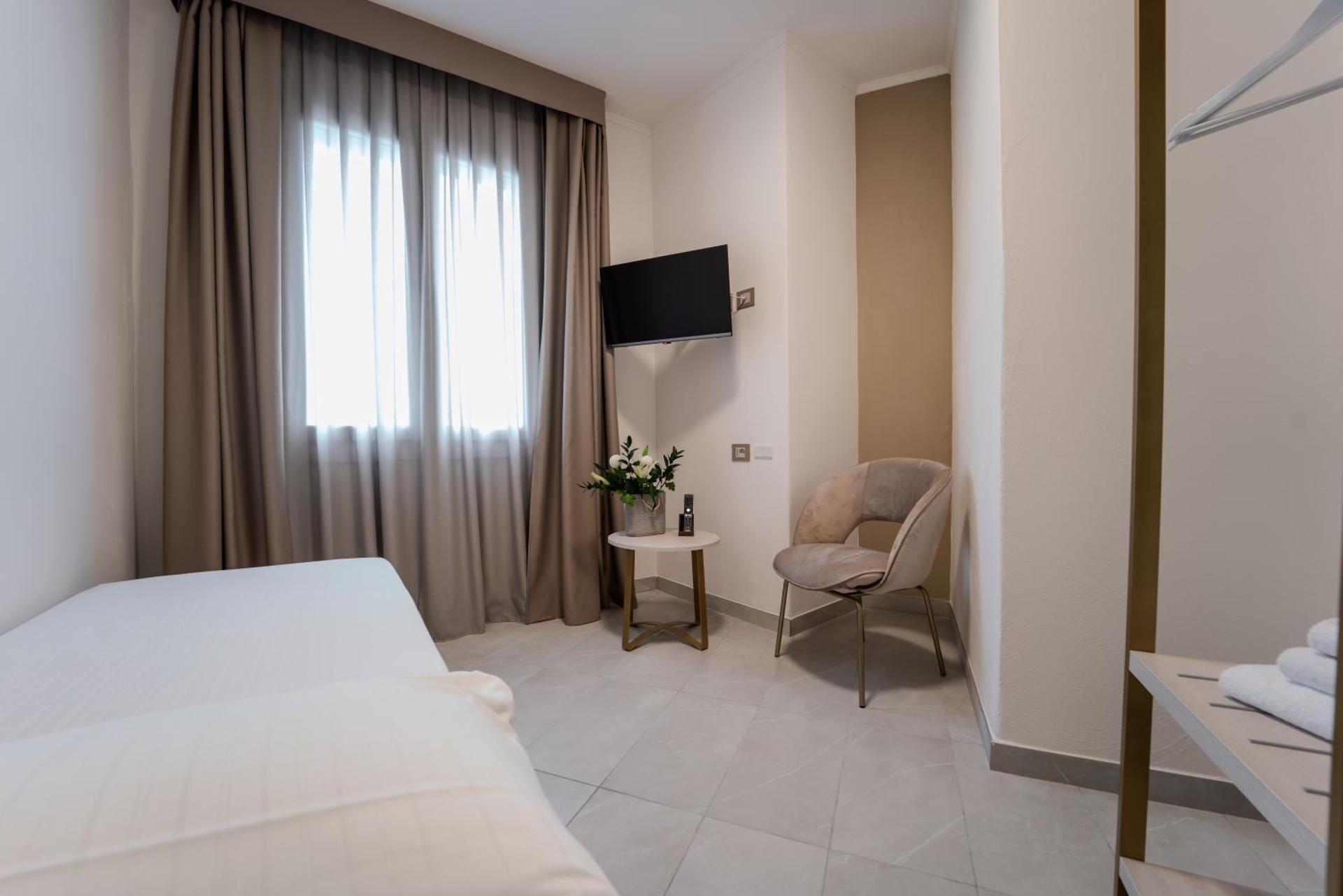 Hotel Donatello - Photo 15