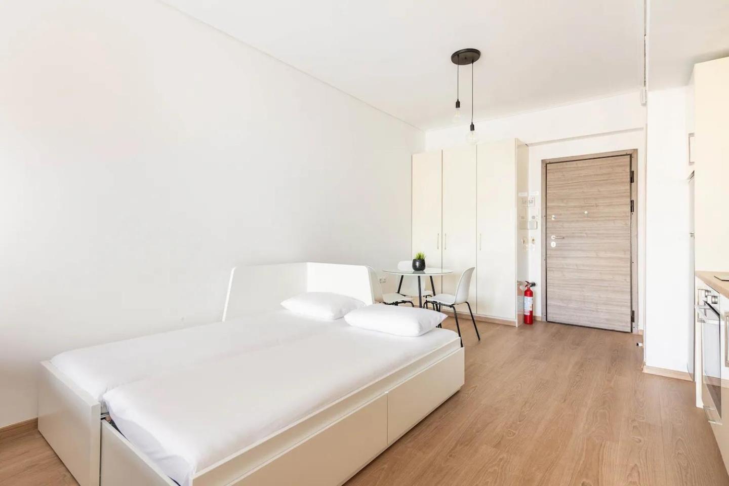 Boutique Studios near Airport - Photo 58