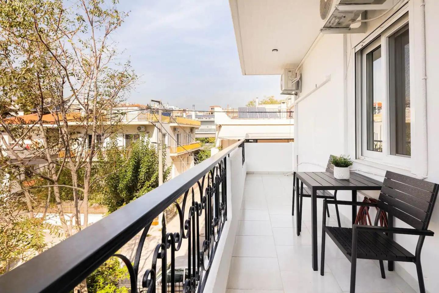 Boutique Studios near Airport - Photo 65