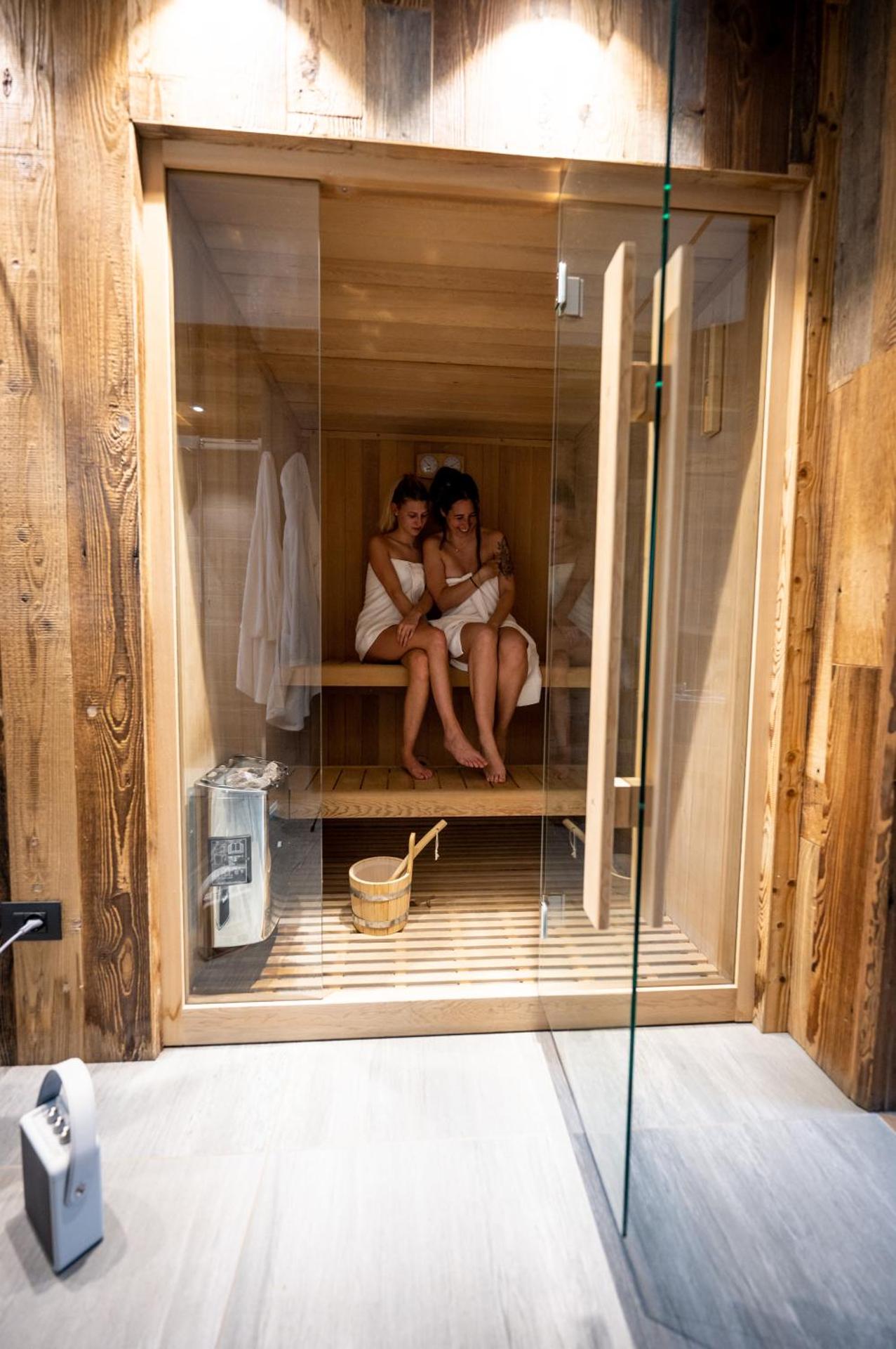 Hotel Piccolo Tibet - Photo 38