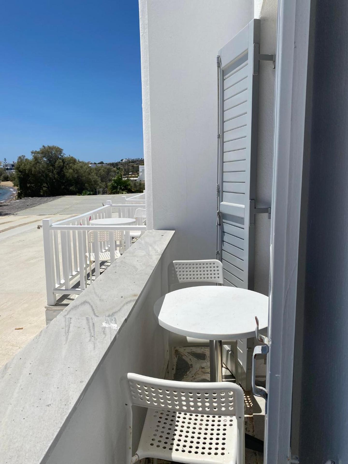 Fisilanis Beachfront Hotel - Photo 7