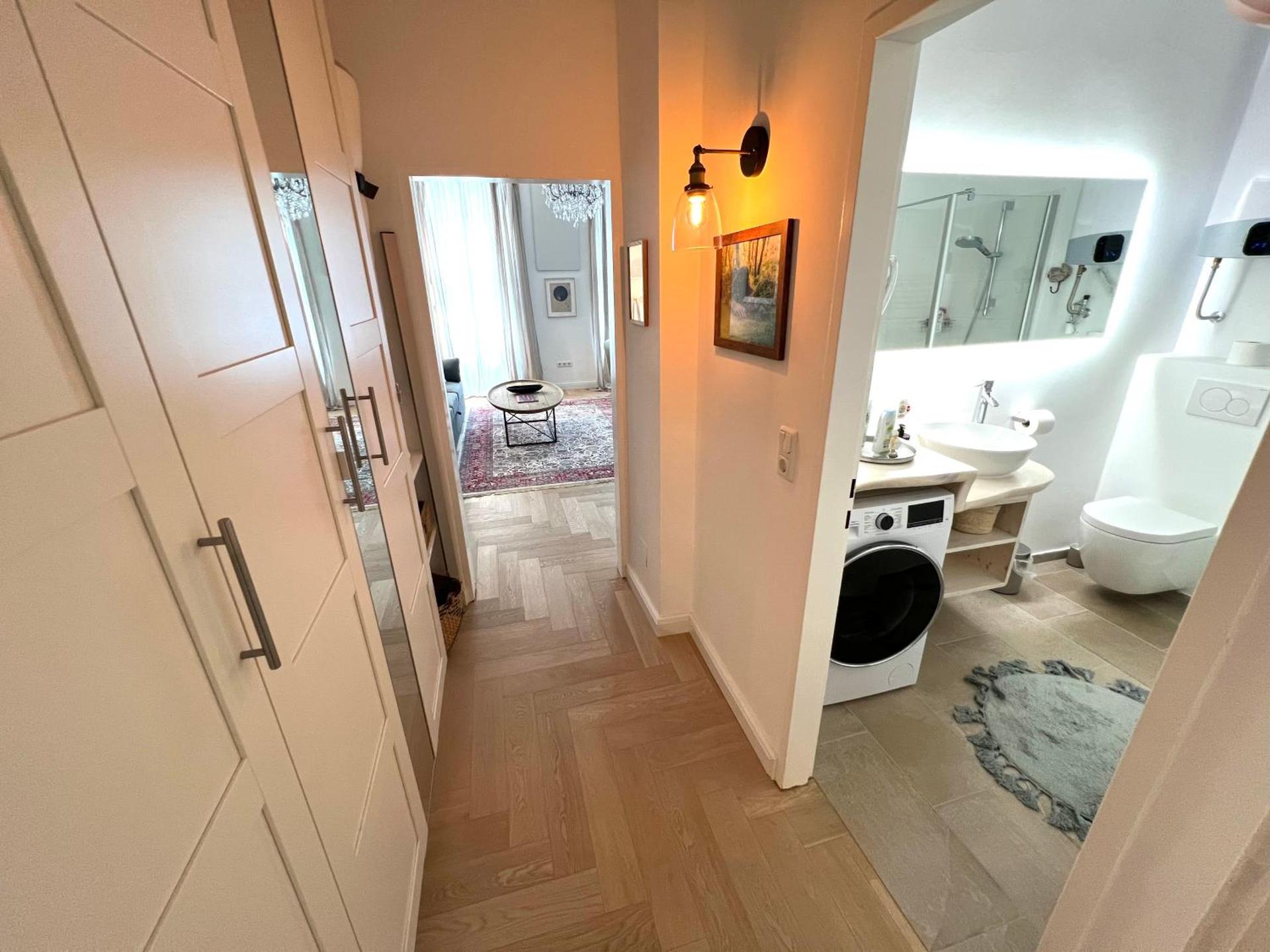 Boutique Apartment - Photo 5