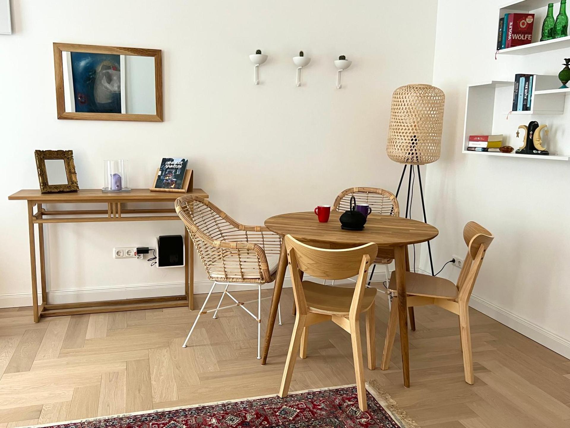Boutique Apartment - Photo 7
