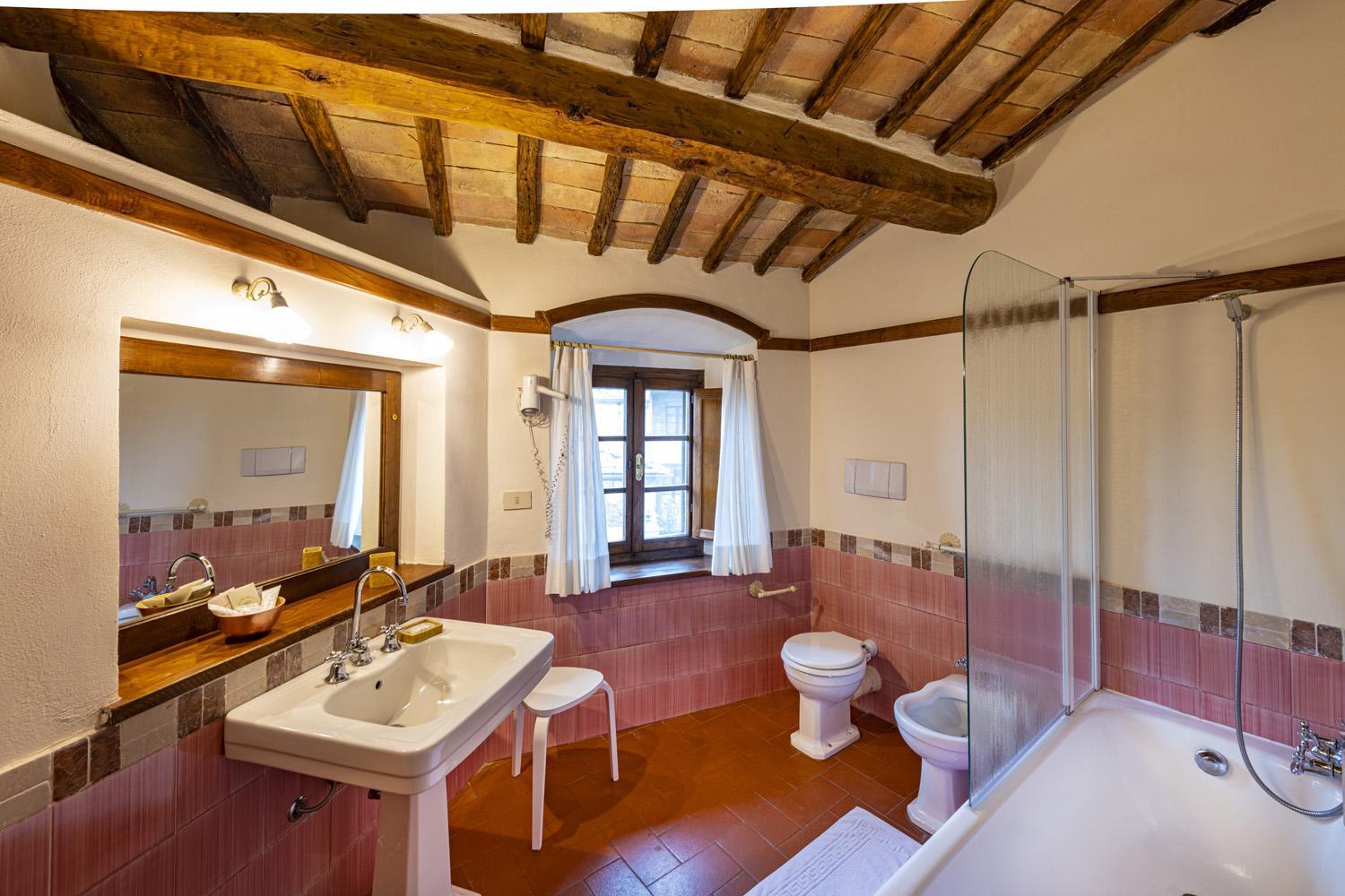 Relais Riserva di Fizzano - Photo 36