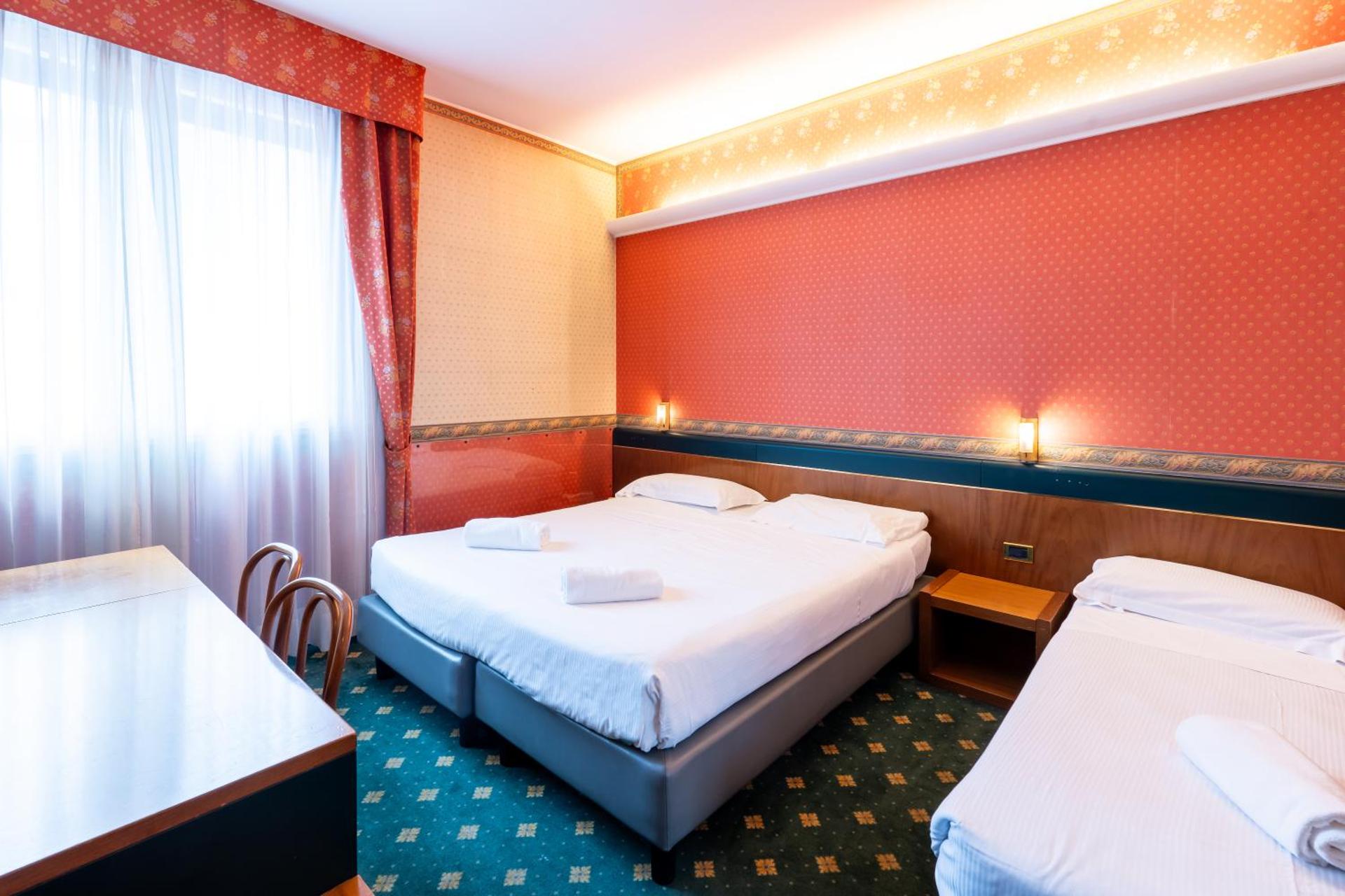 Hotel Des Etrangers - Photo 20