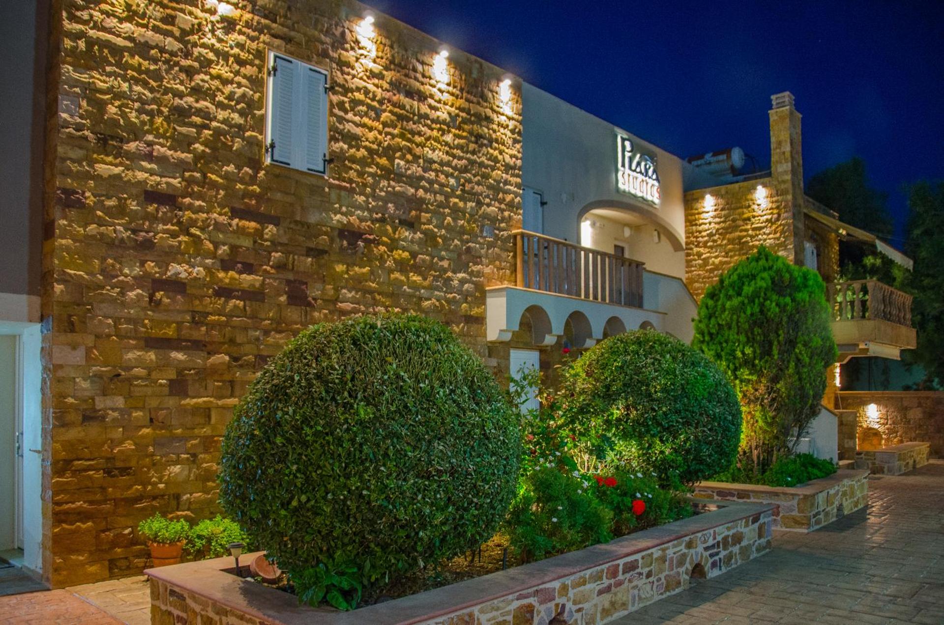 Plaka Studios - Photo 84