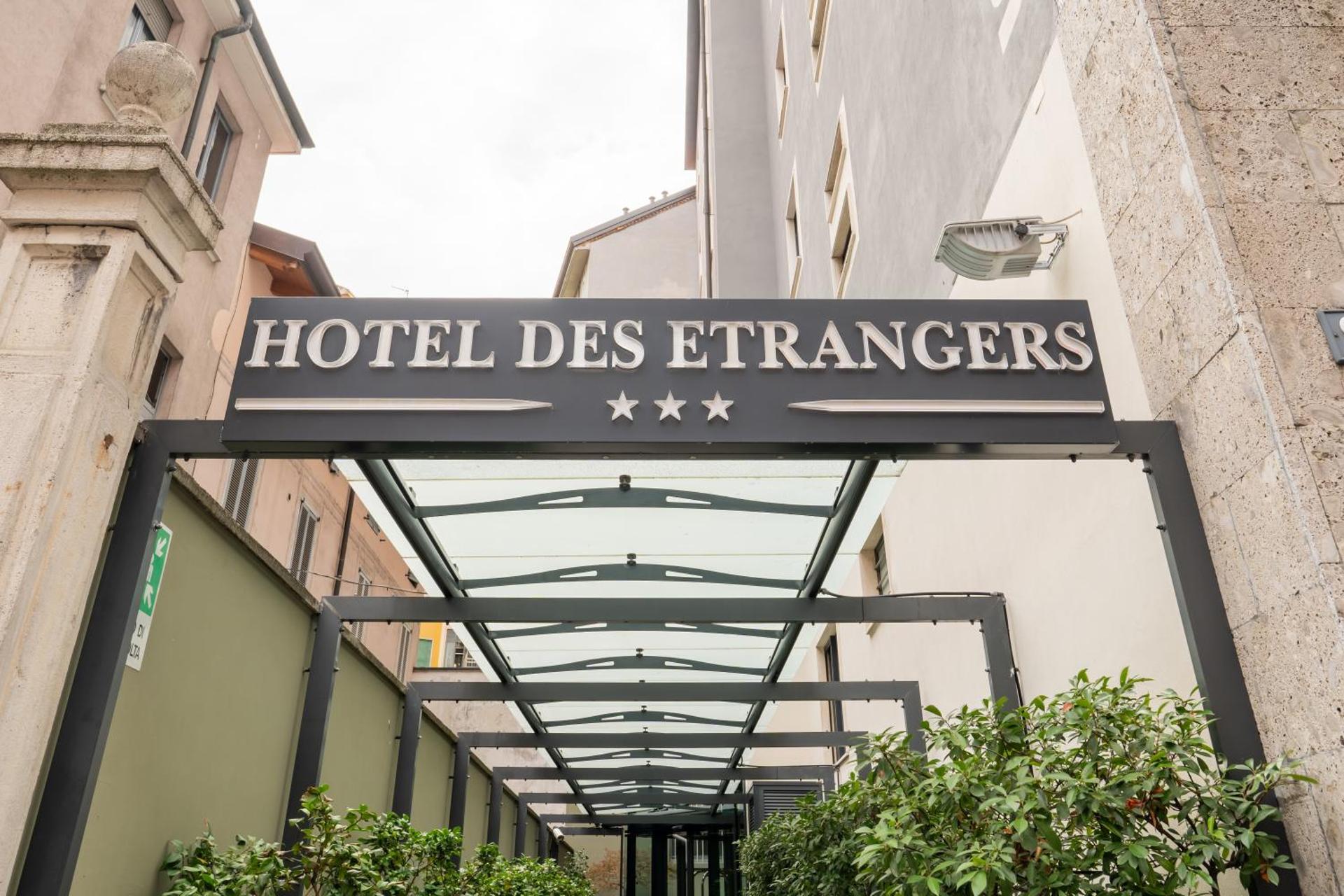 Hotel Des Etrangers - Photo 155