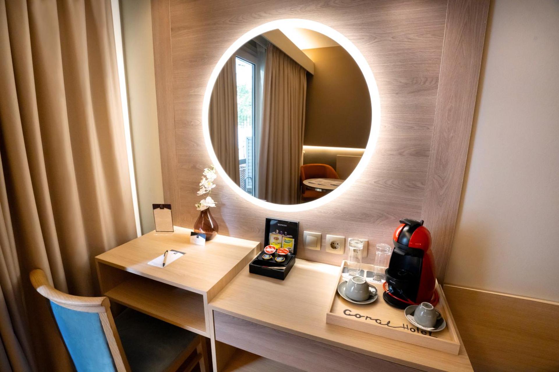 Coral Hotel Athens - Photo 81