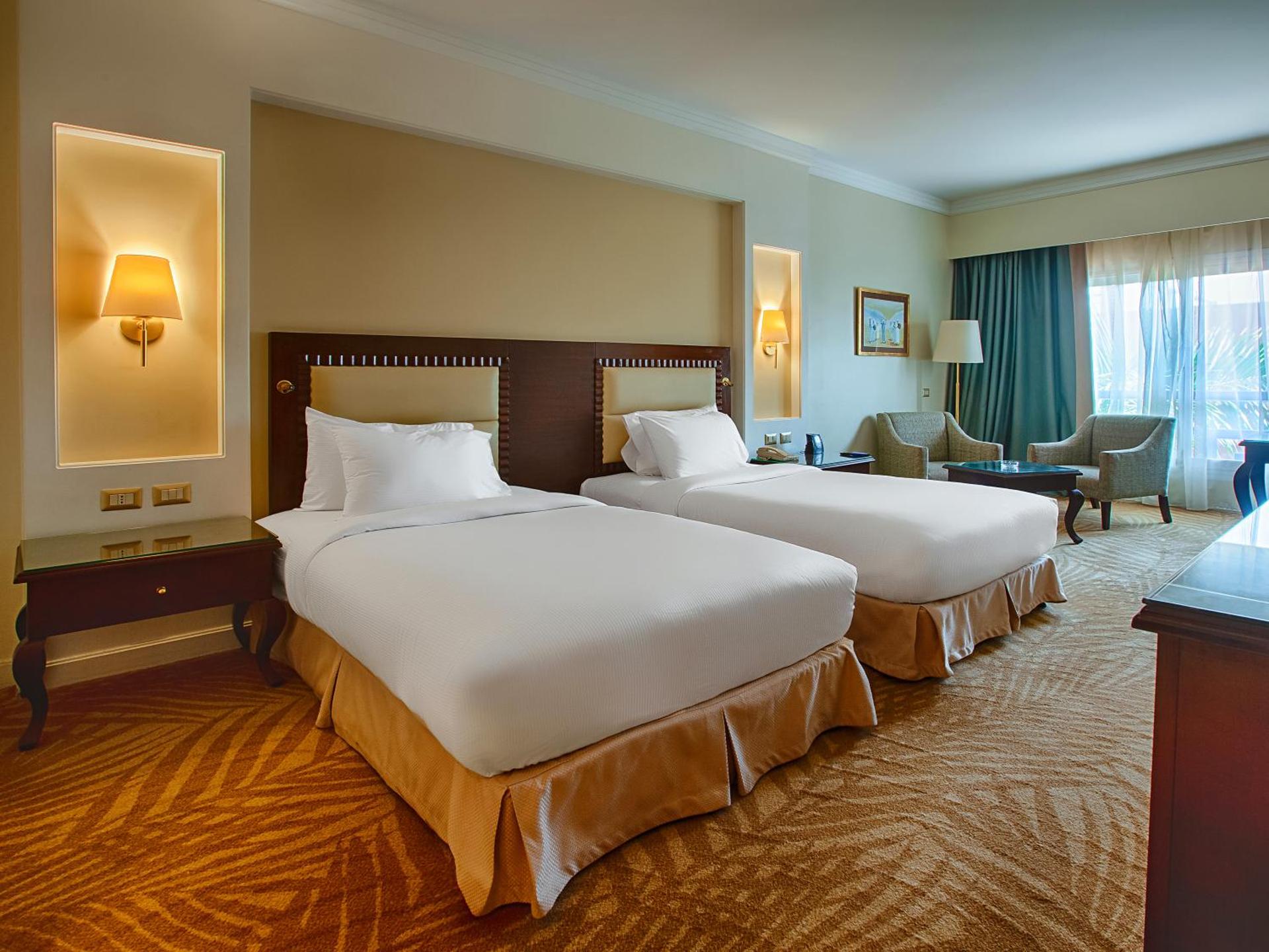 Hilton Alexandria Green Plaza - Photo 5