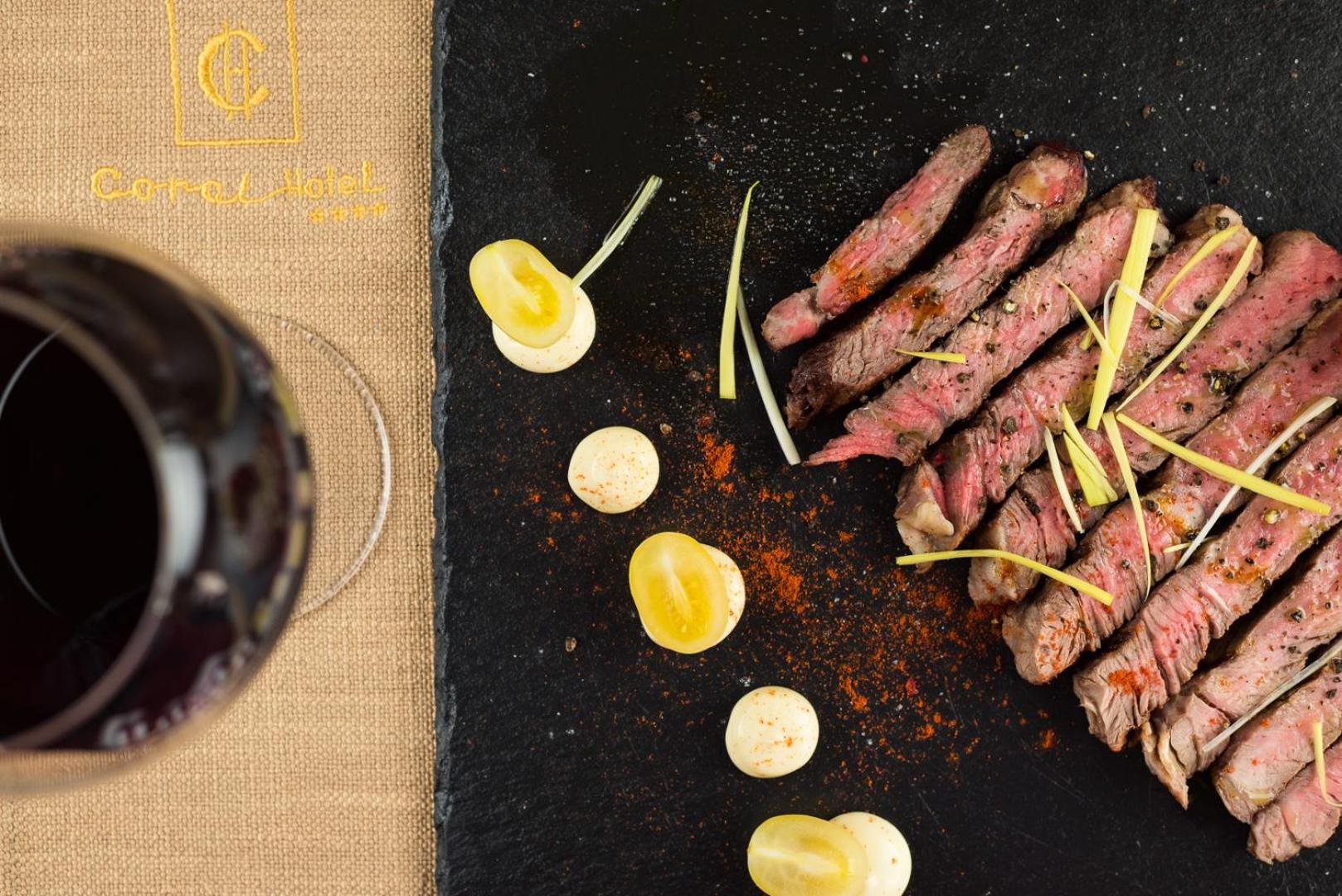 Coral Hotel Athens - Photo 98