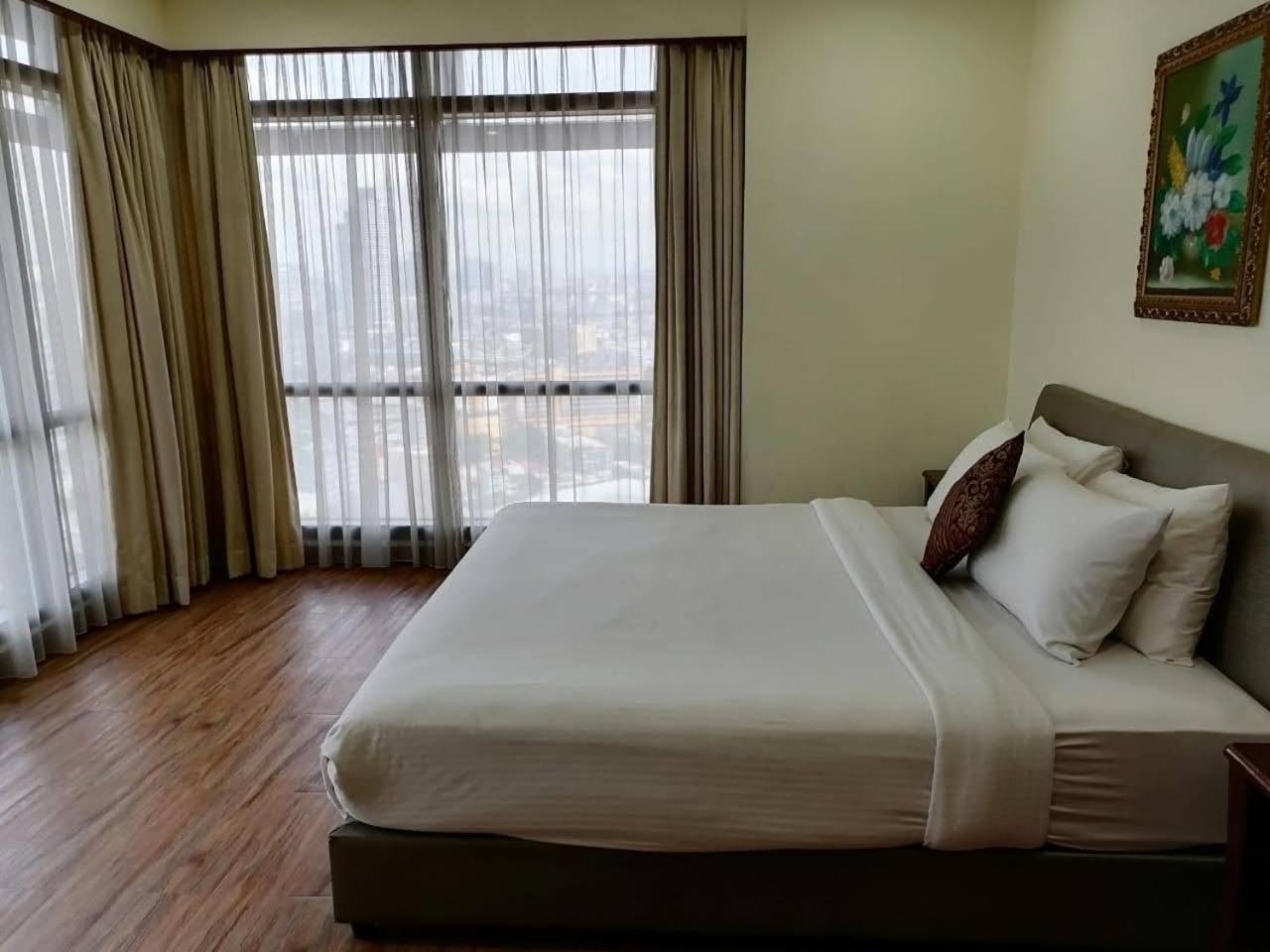City Apartment at Times Square - Photo 61