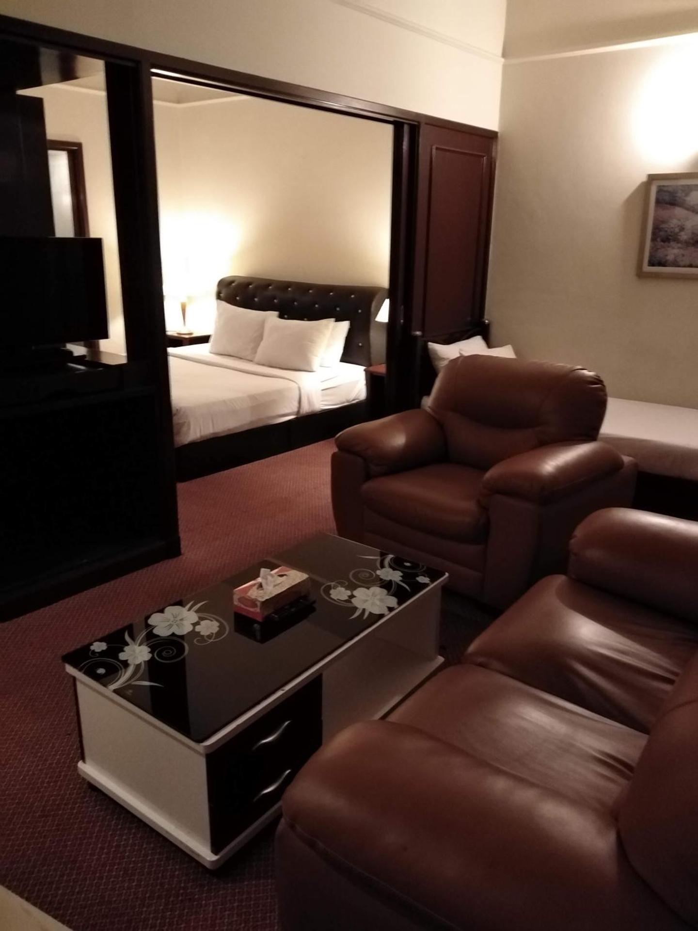 City Apartment at Times Square - Photo 39