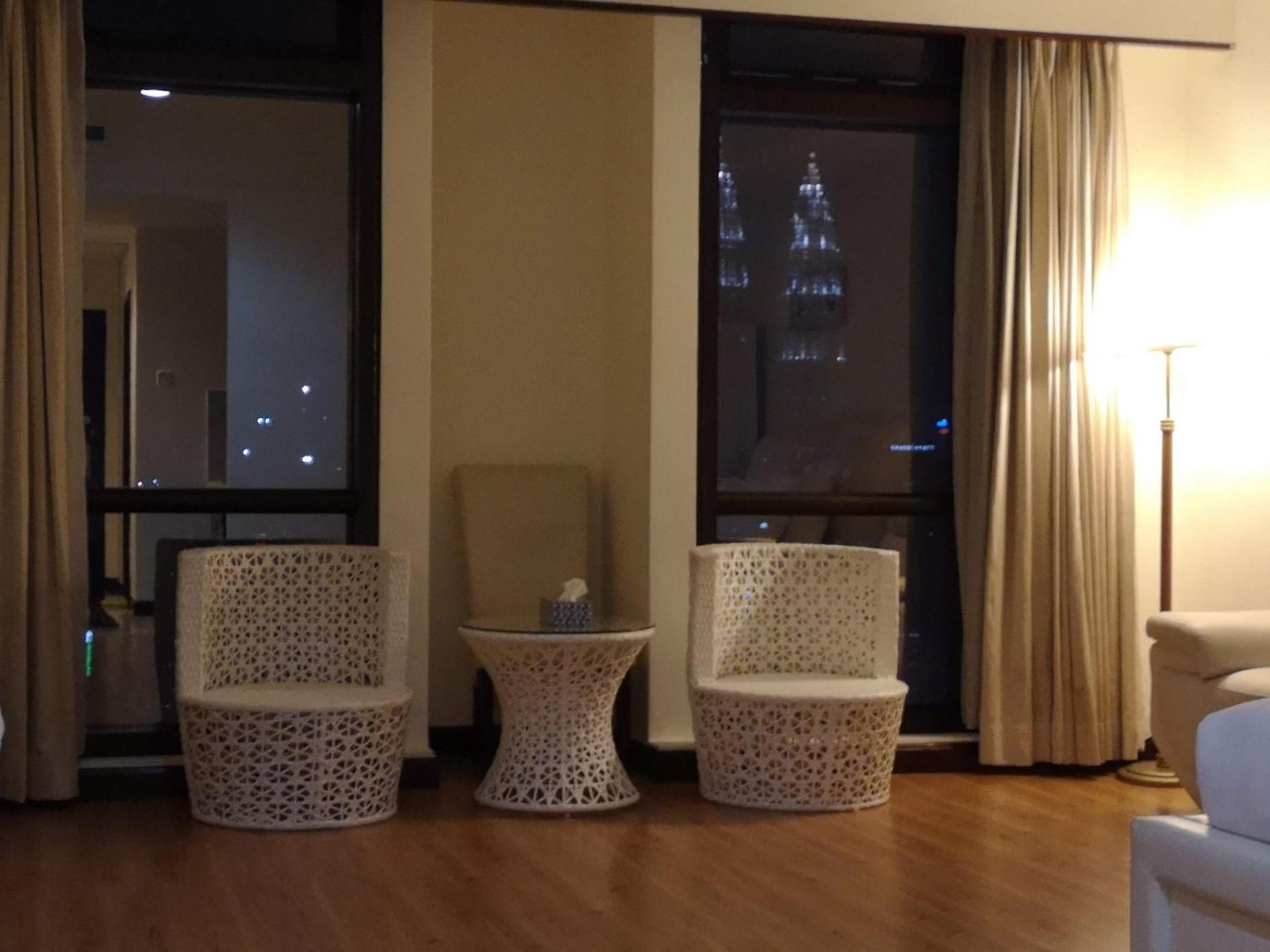 City Apartment at Times Square - Photo 18