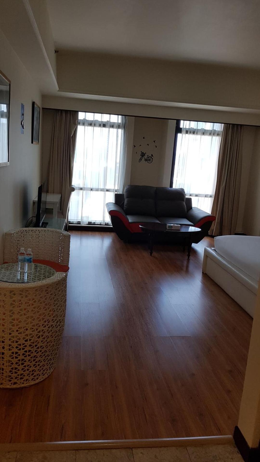 City Apartment at Times Square - Photo 11
