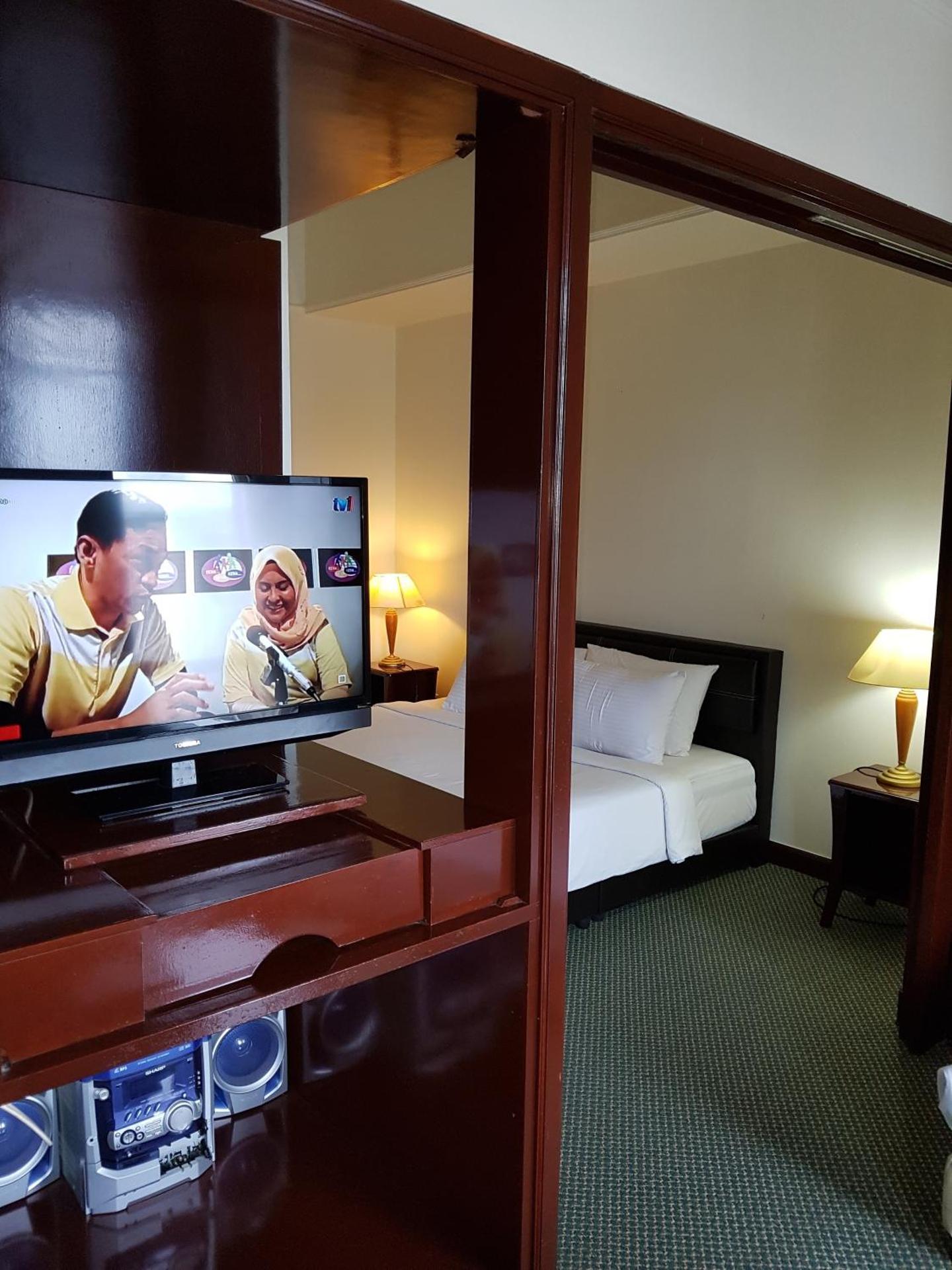 City Apartment at Times Square - Photo 4