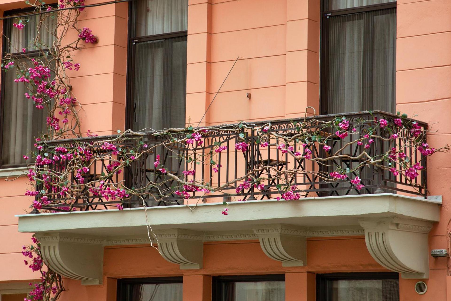 Sweet Home Hotel - Photo 42