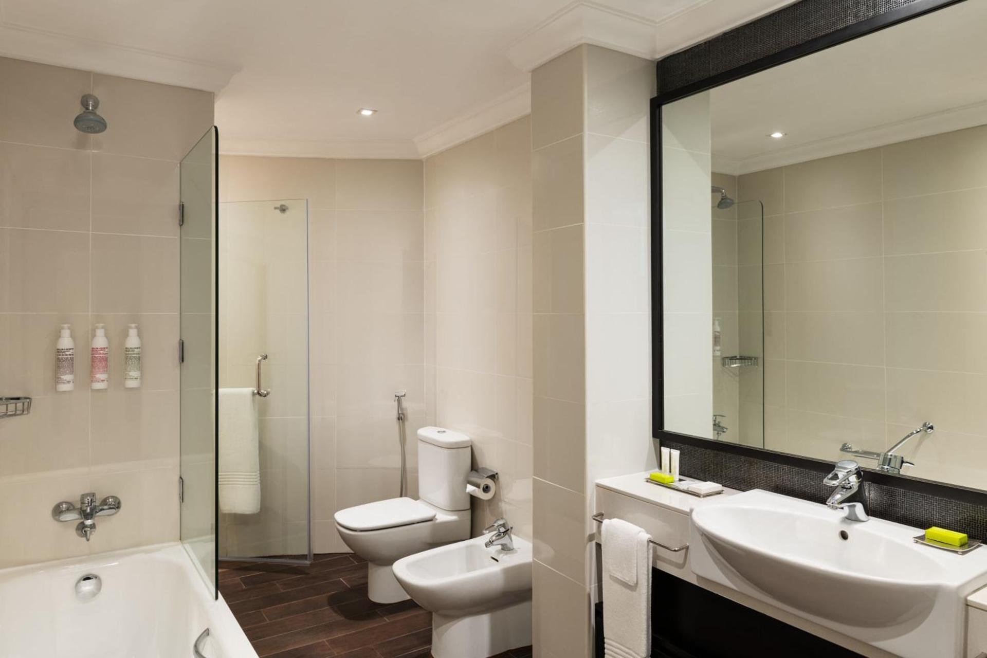 Le Meridien Mina Seyahi Beach Resort & Waterpark - Photo 69