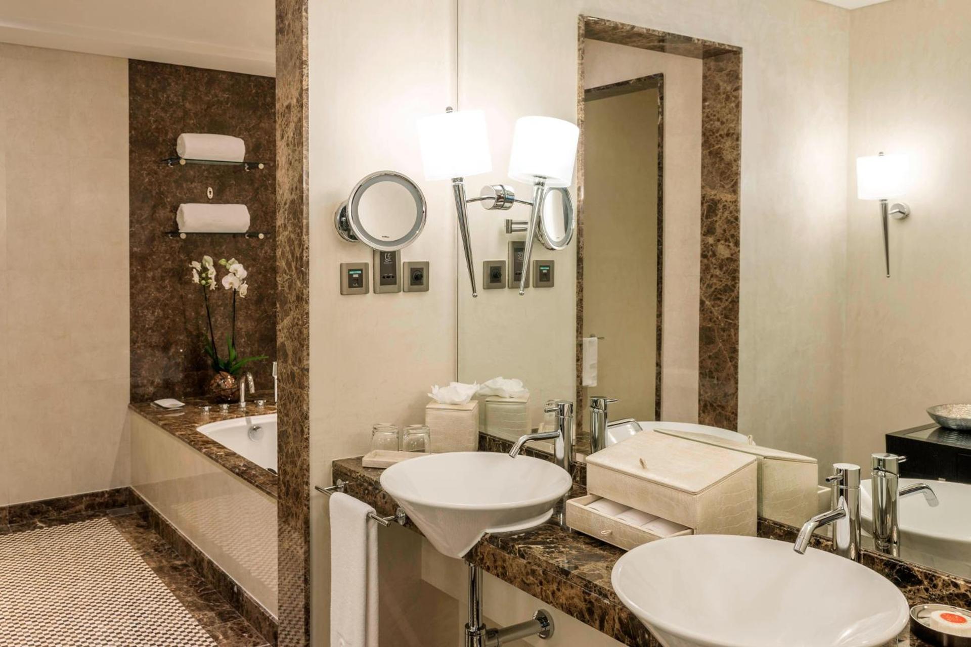 Grosvenor House, a Luxury Collection Hotel, Dubai - Photo 53