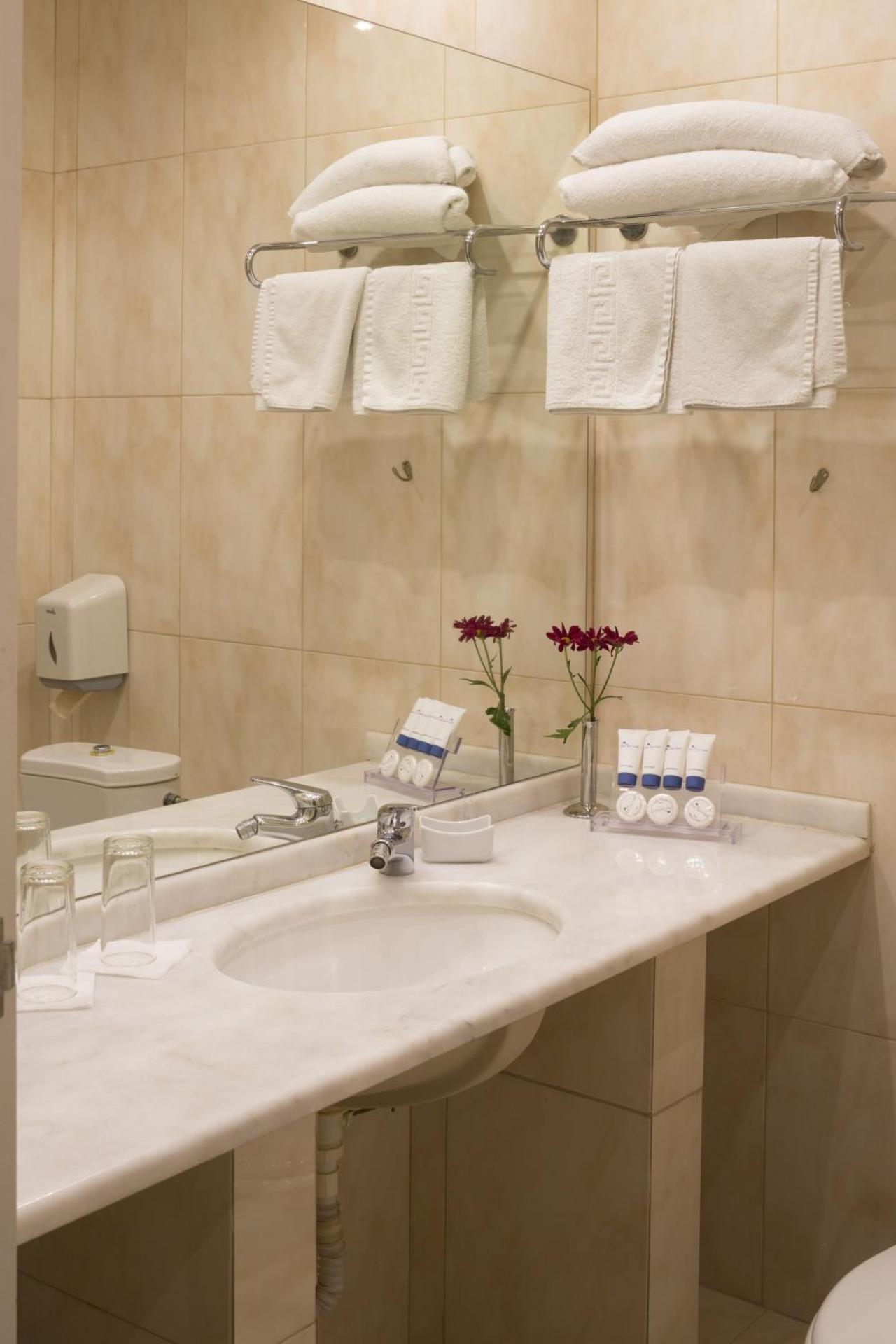 Blue Sea Hotel Alimos - Photo 15