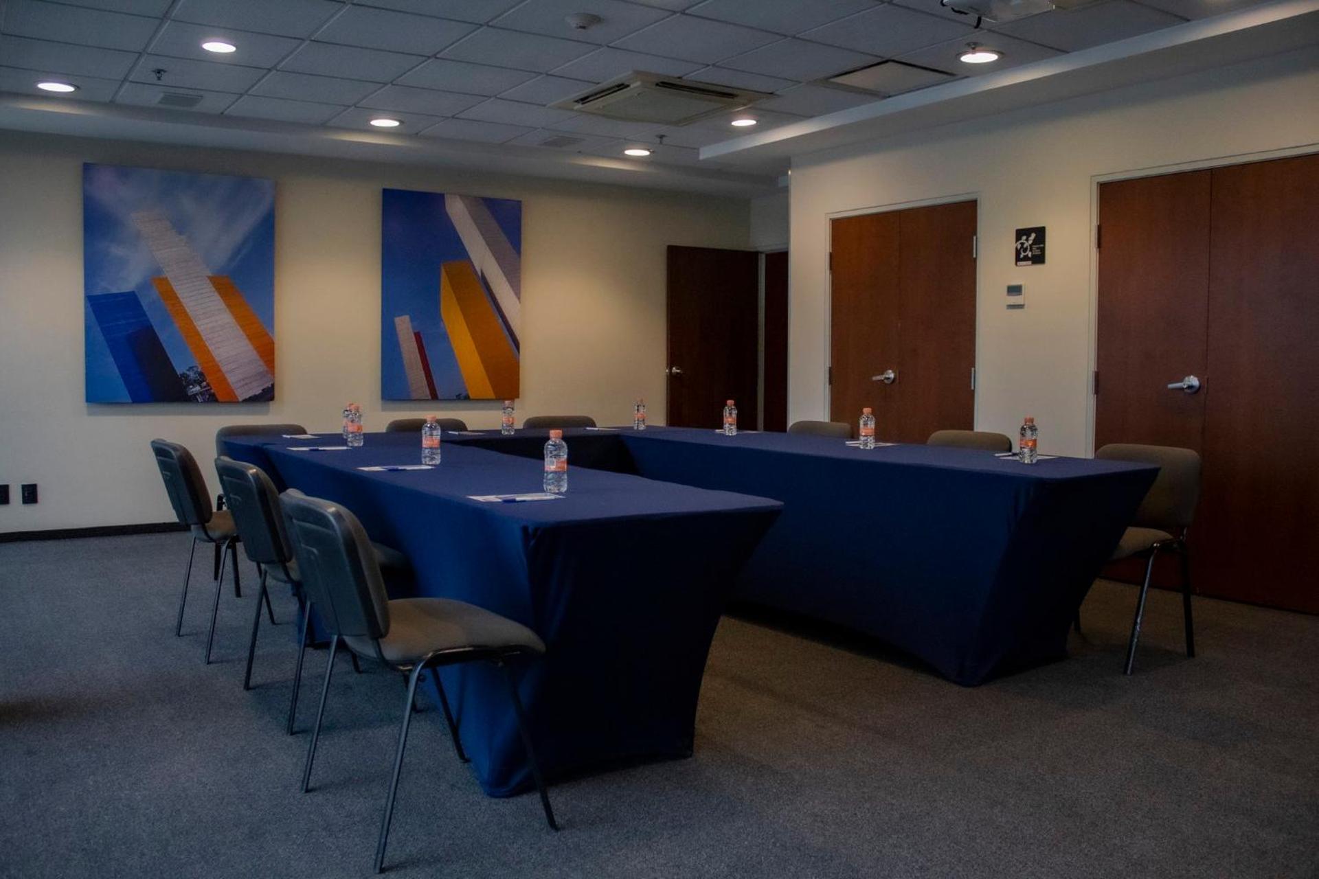 Holiday Inn Express Mexico City Satelite by IHG - Photo 72