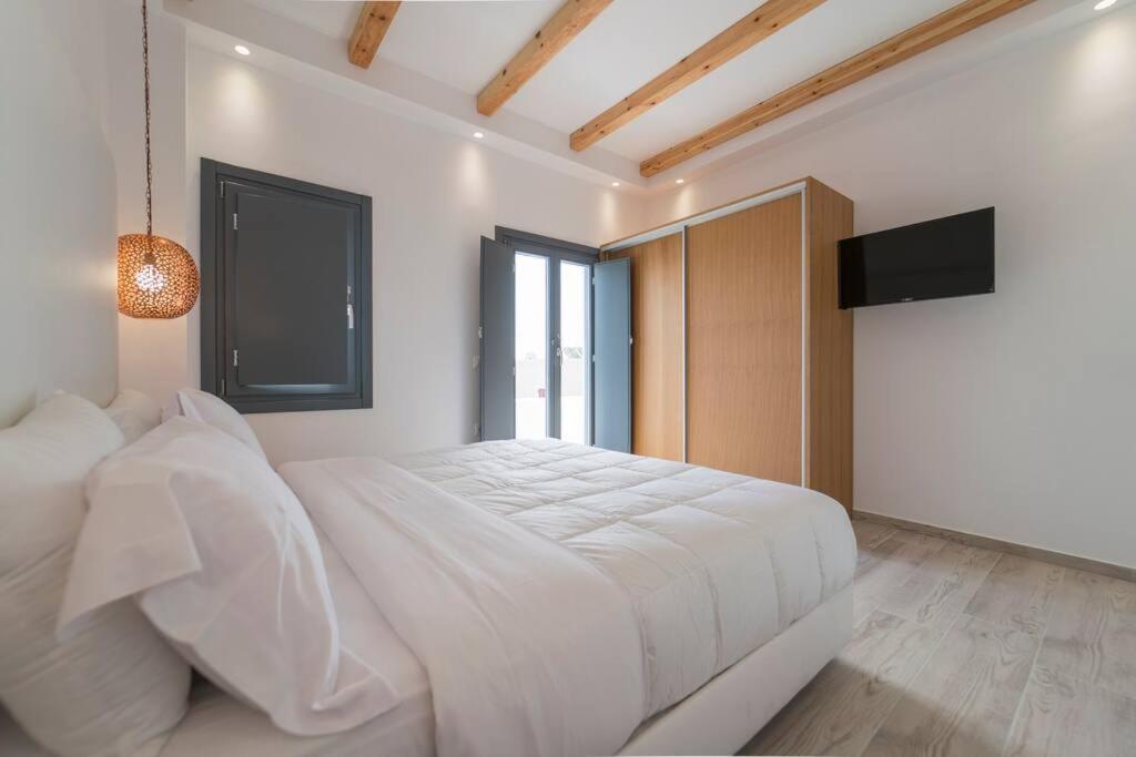 Nostos Apartments Fira - Photo 27