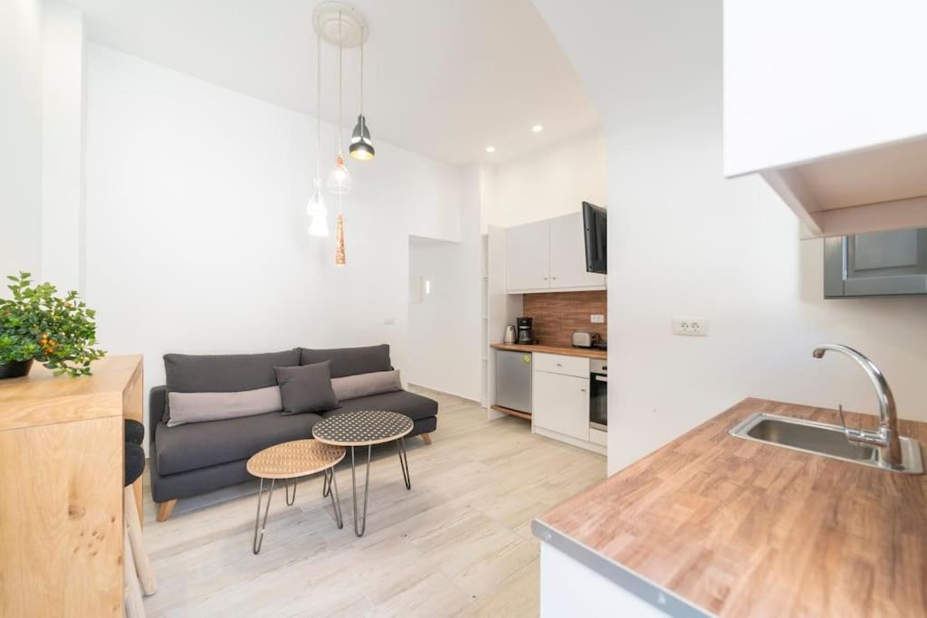 Nostos Apartments Fira - Photo 17