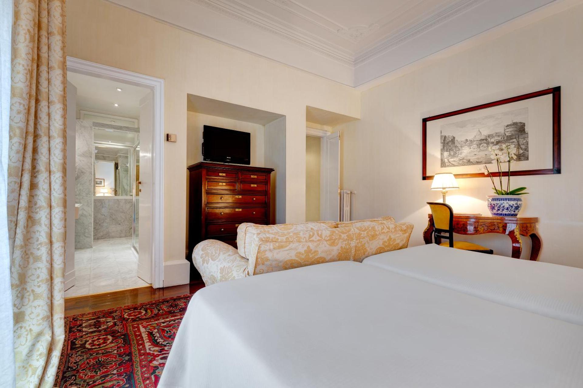 Grand Hotel Plaza - Photo 61