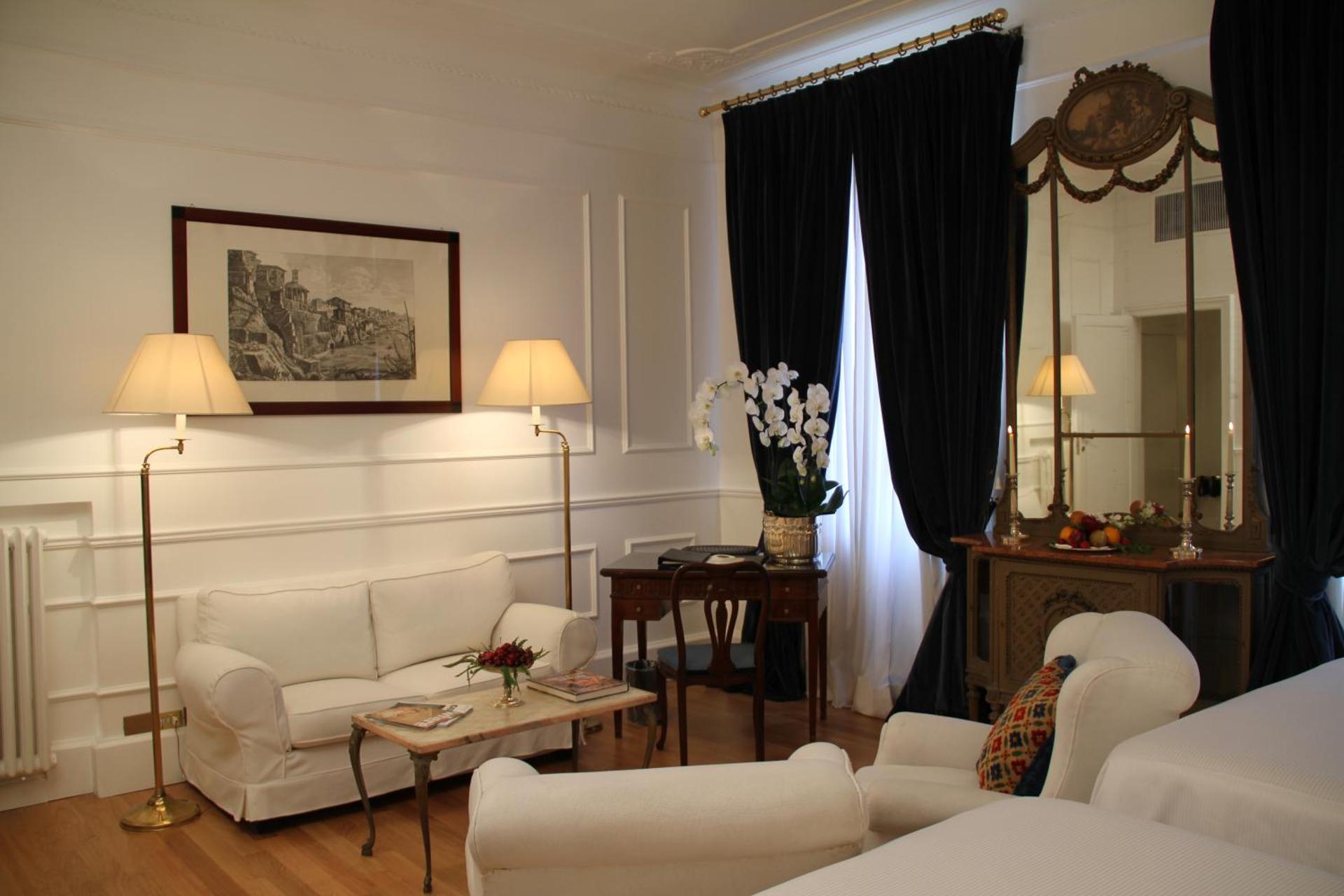 Grand Hotel Plaza - Photo 18