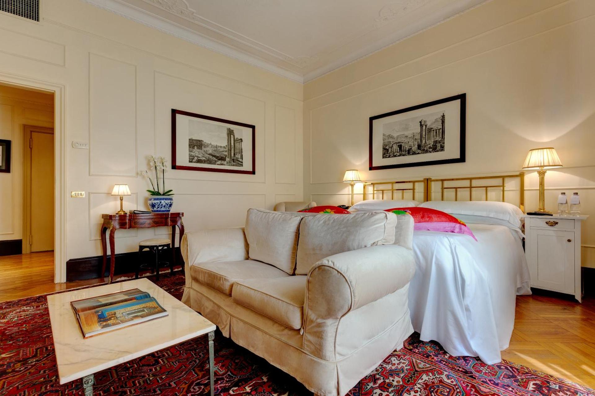 Grand Hotel Plaza - Photo 16