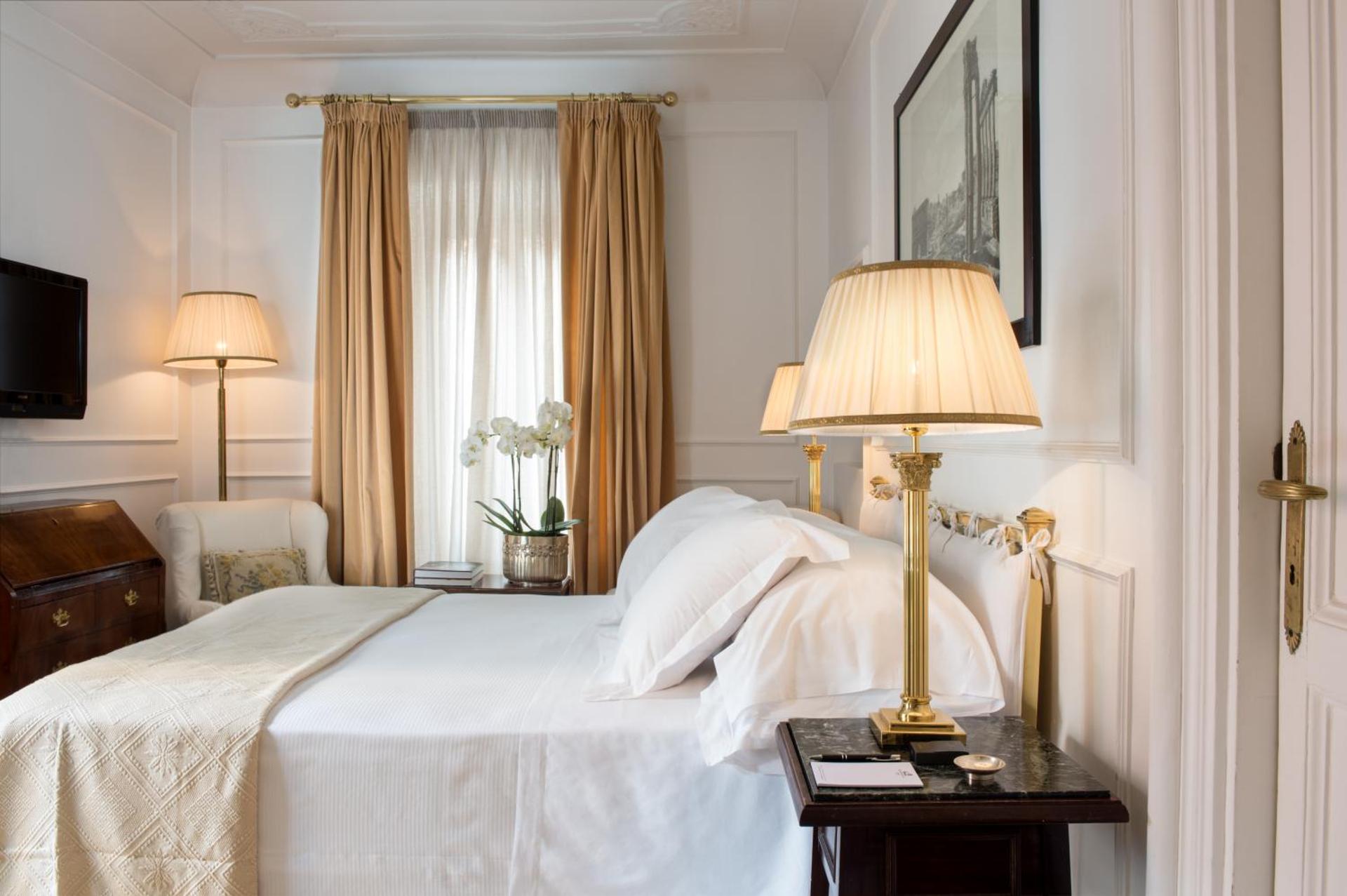Grand Hotel Plaza - Photo 5