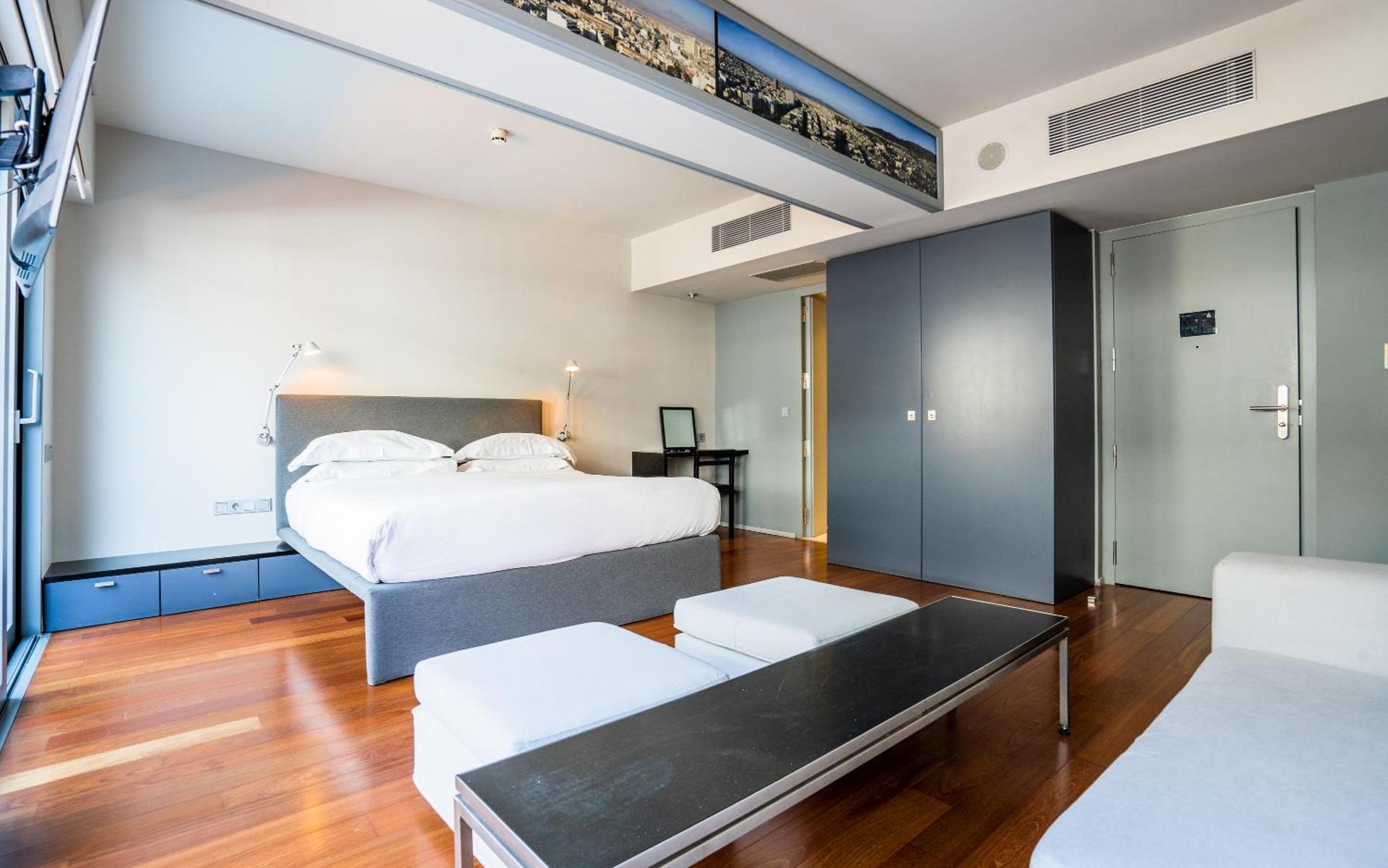 Periscope - Photo 22