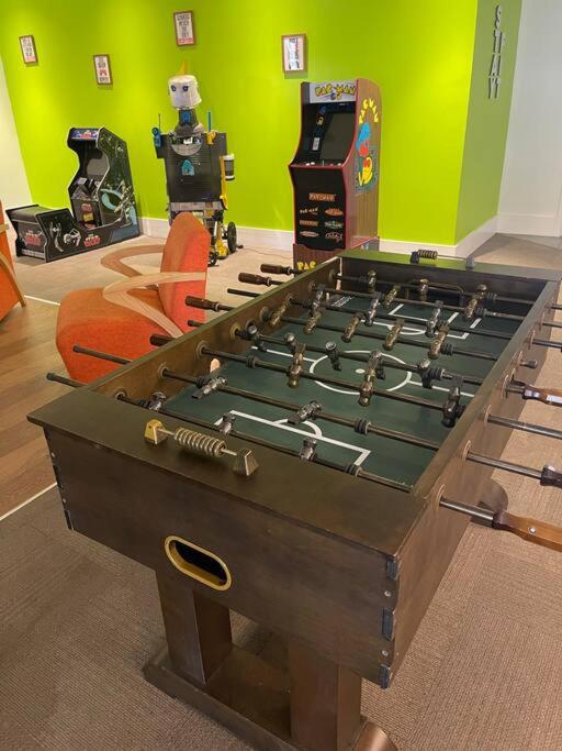 Cozy hotel with Super location near Disney - Photo 4