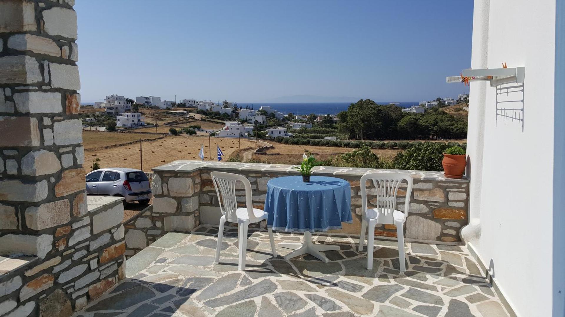Panorama studios in PisoLivadi - Photo 12