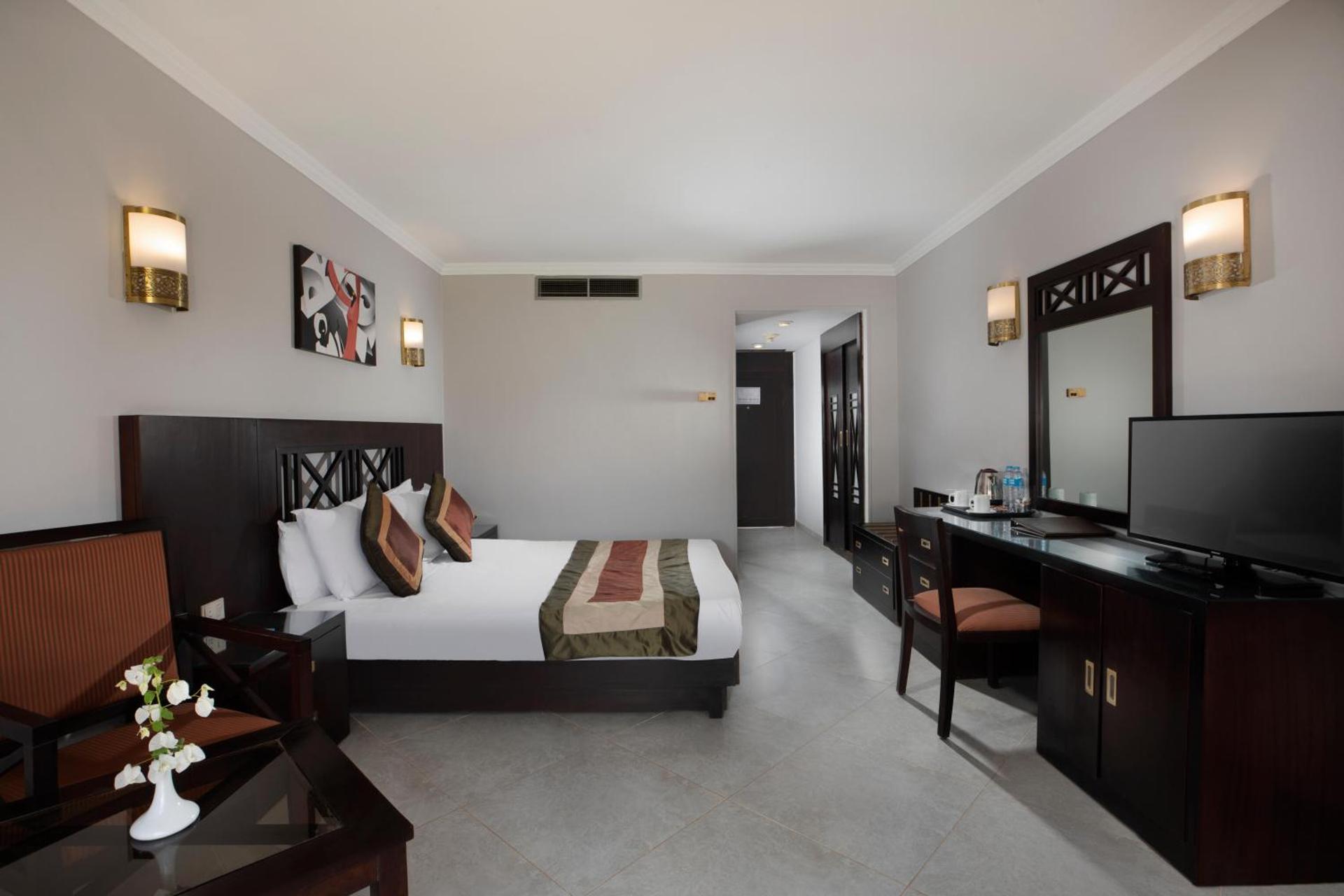 Pyramisa Island Hotel Aswan - Photo 11