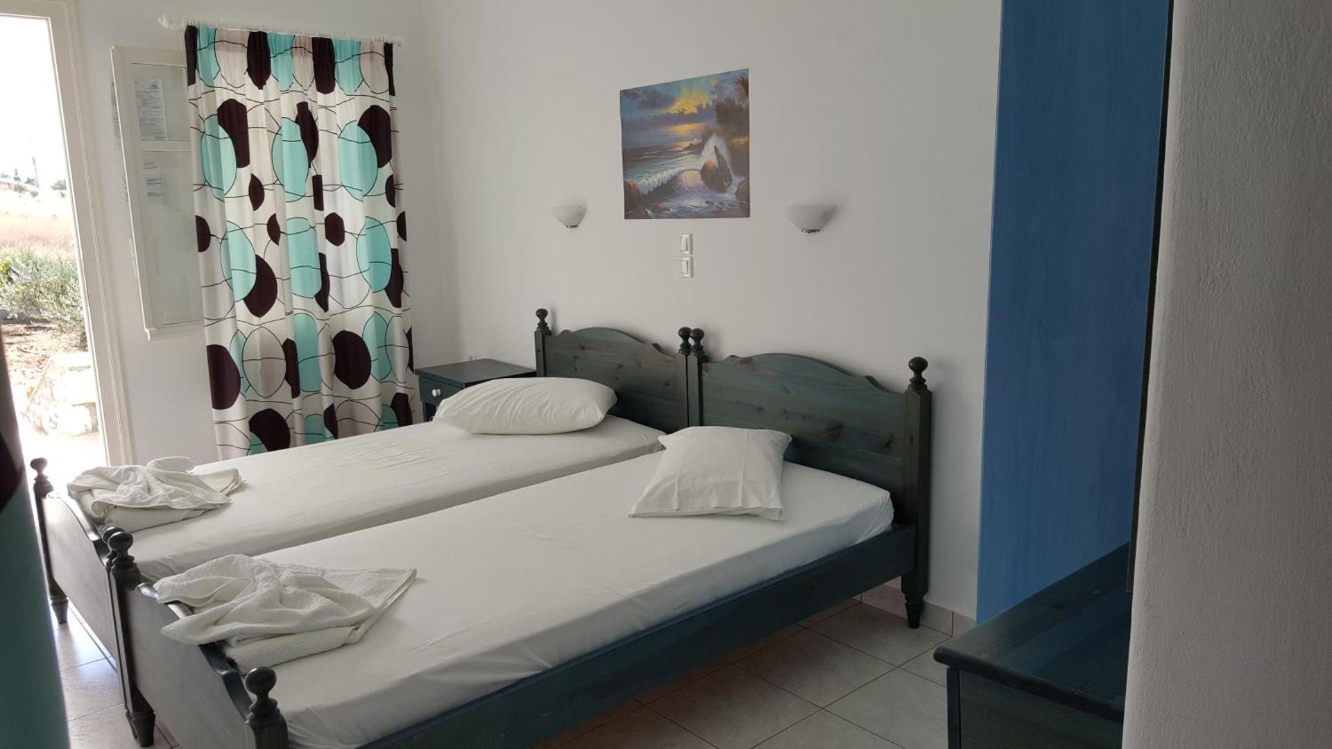 Panorama studios in PisoLivadi - Photo 4