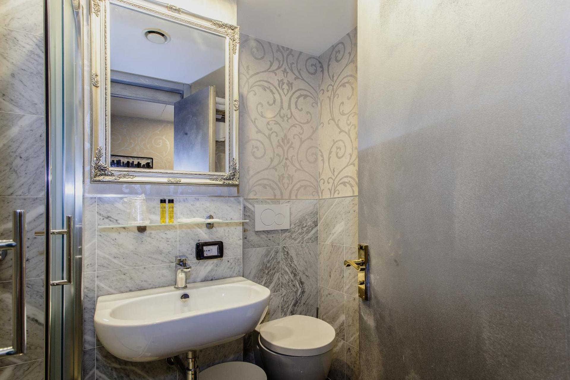 Canova Hotel - Photo 92