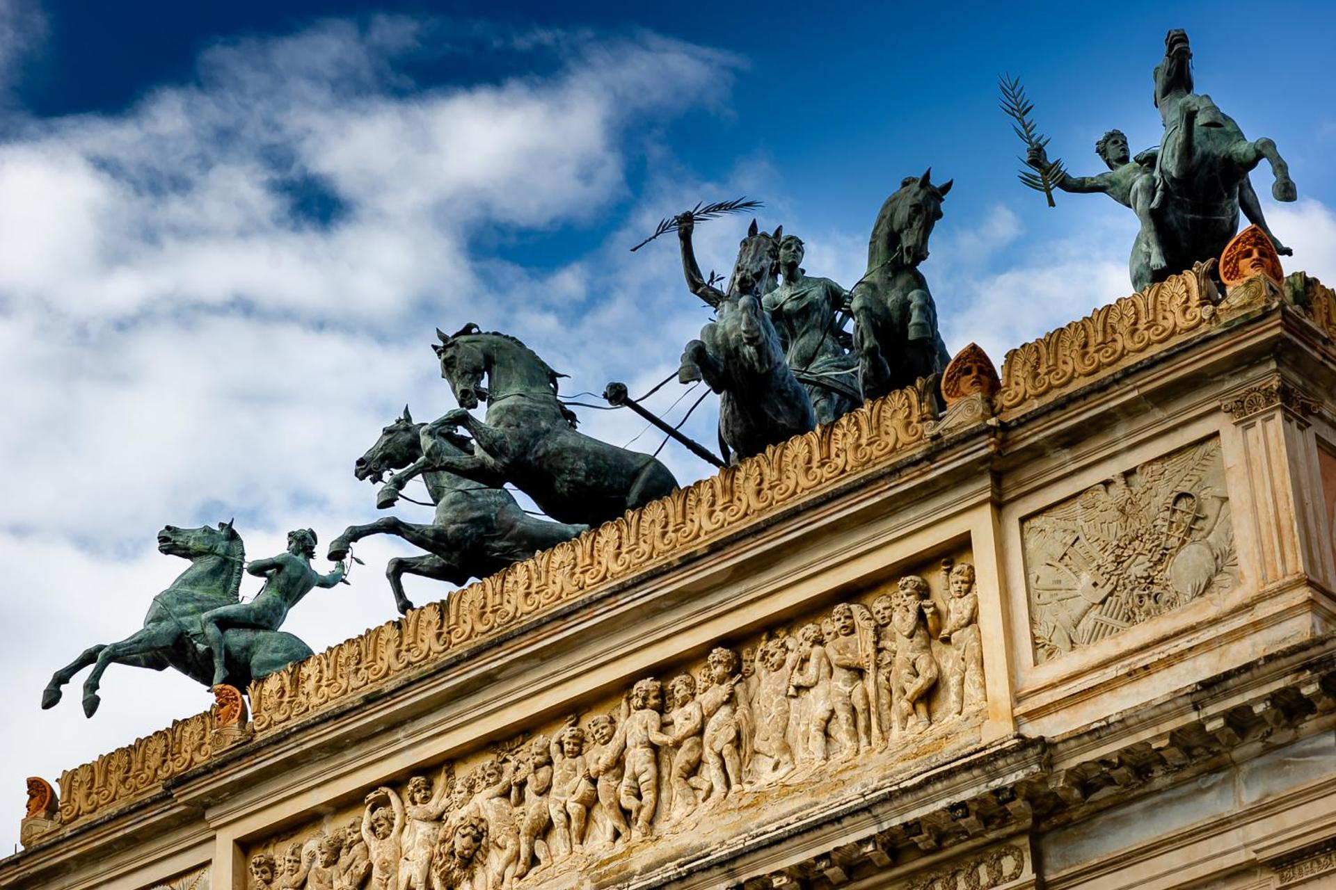 Hotel Garibaldi - Photo 42