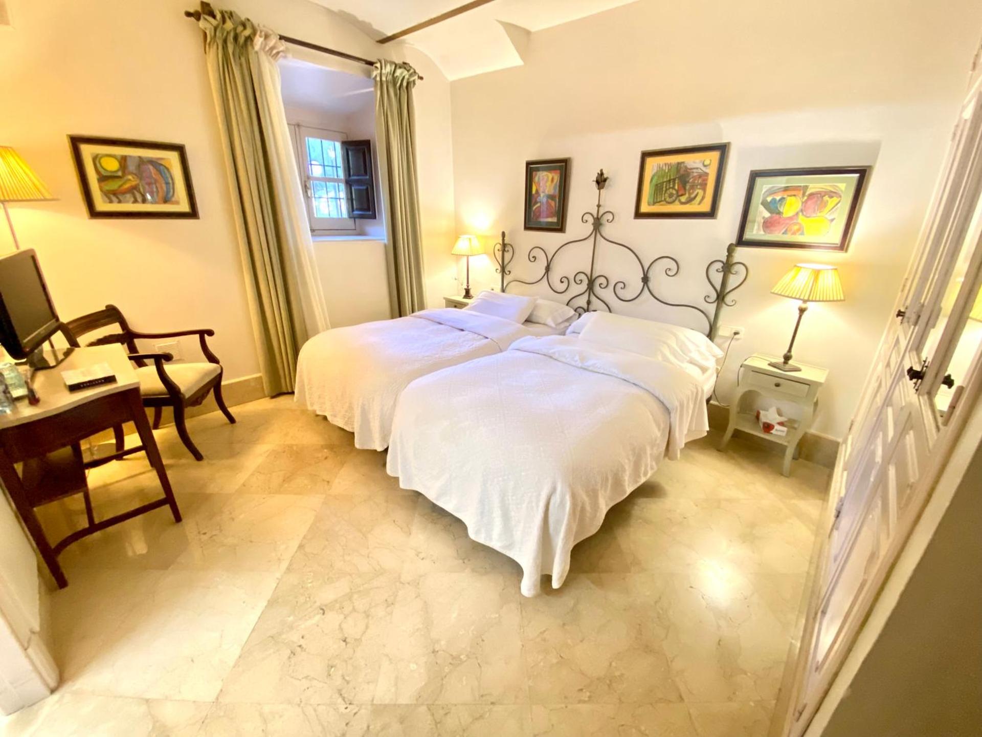 Casa de los Bates - Photo 8
