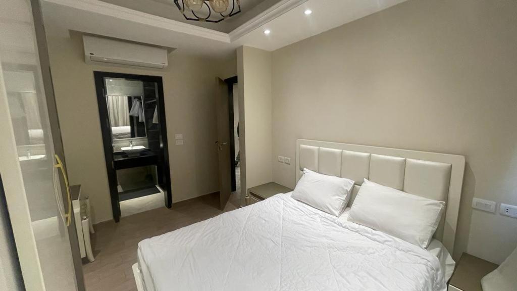 Luxury Host -211- Dream Land - Photo 24