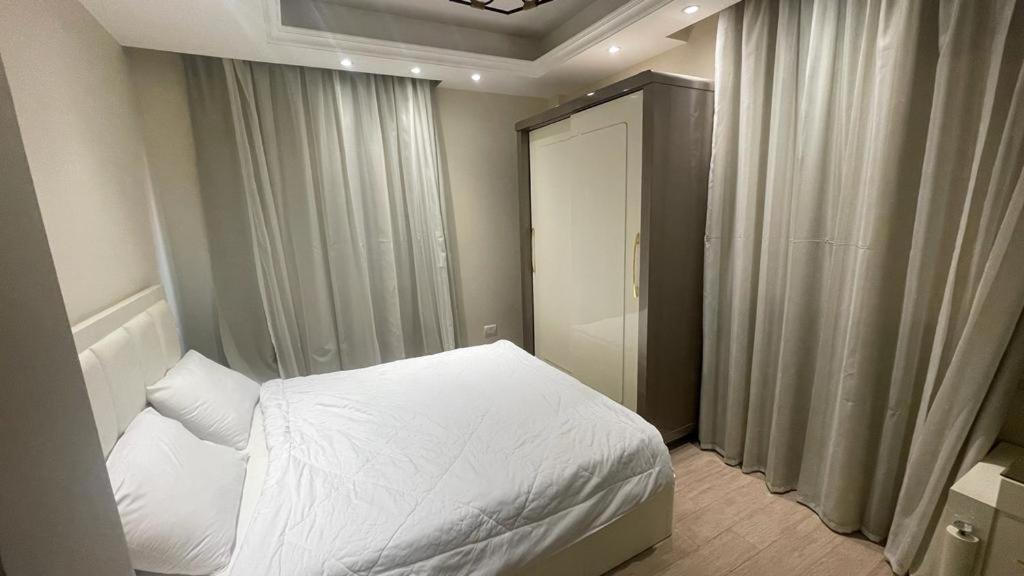 Luxury Host -211- Dream Land - Photo 19