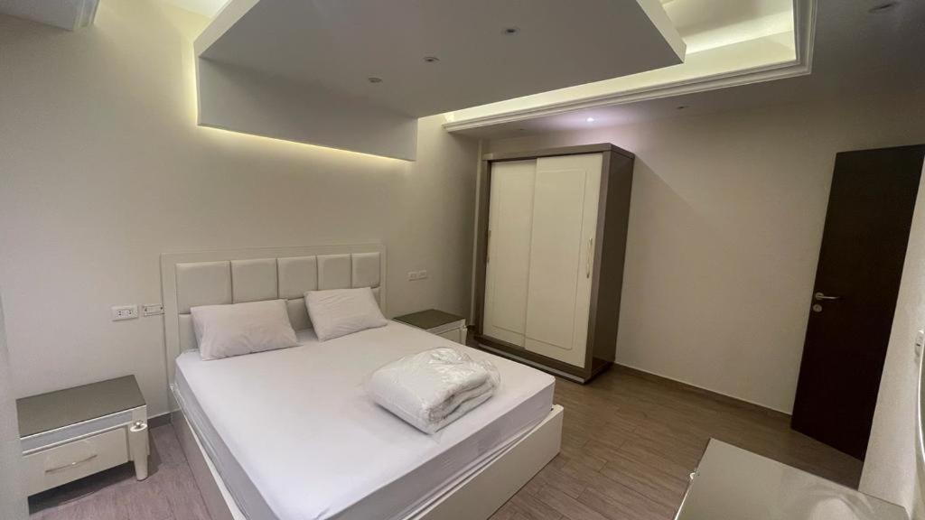 Luxury Host -211- Dream Land - Photo 8