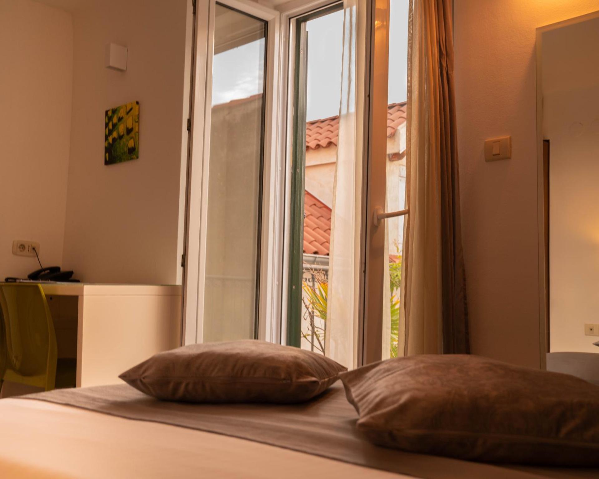 Slavija Culture Heritage Hotel - Photo 109