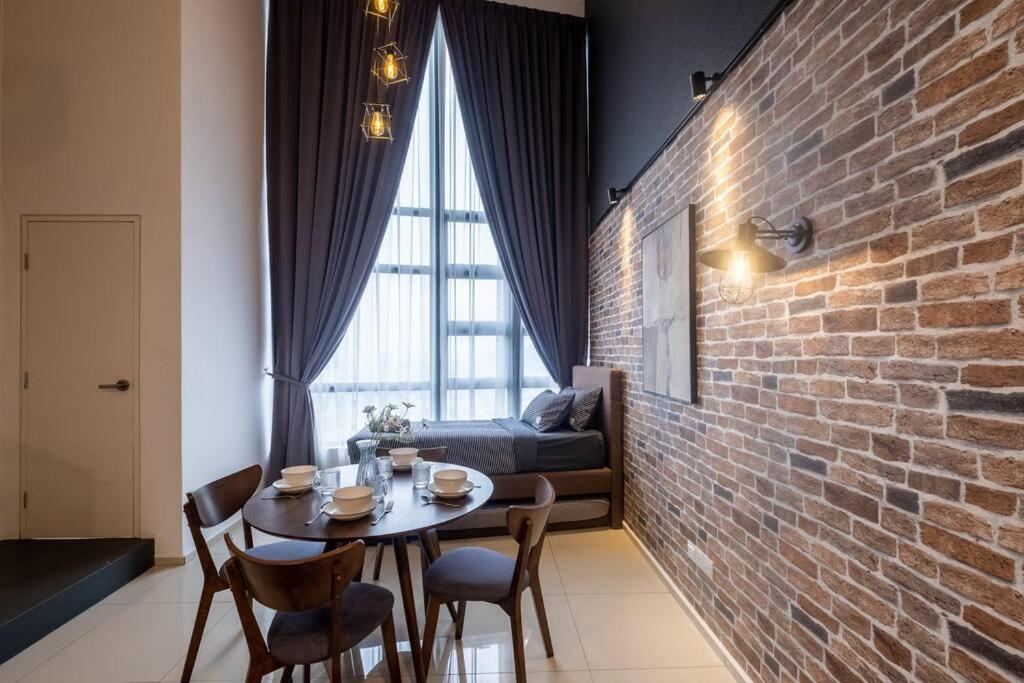 Duplex Industrial Loft 5pax above Eko Cheras Mall - Photo 27
