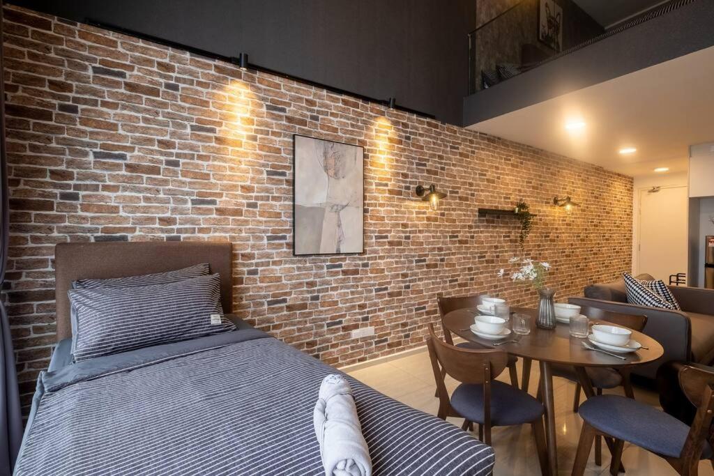 Duplex Industrial Loft 5pax above Eko Cheras Mall - Photo 20