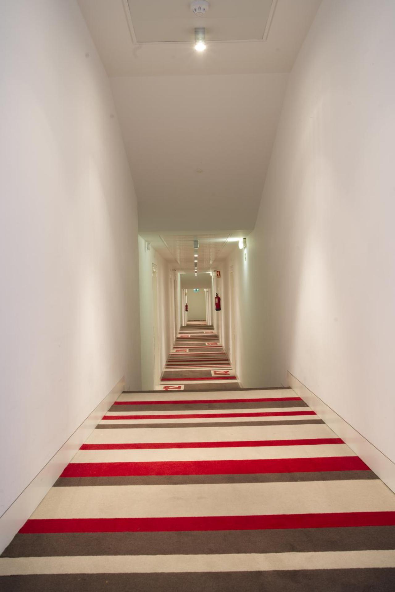 Hotel Jeronimos 8 - Photo 2