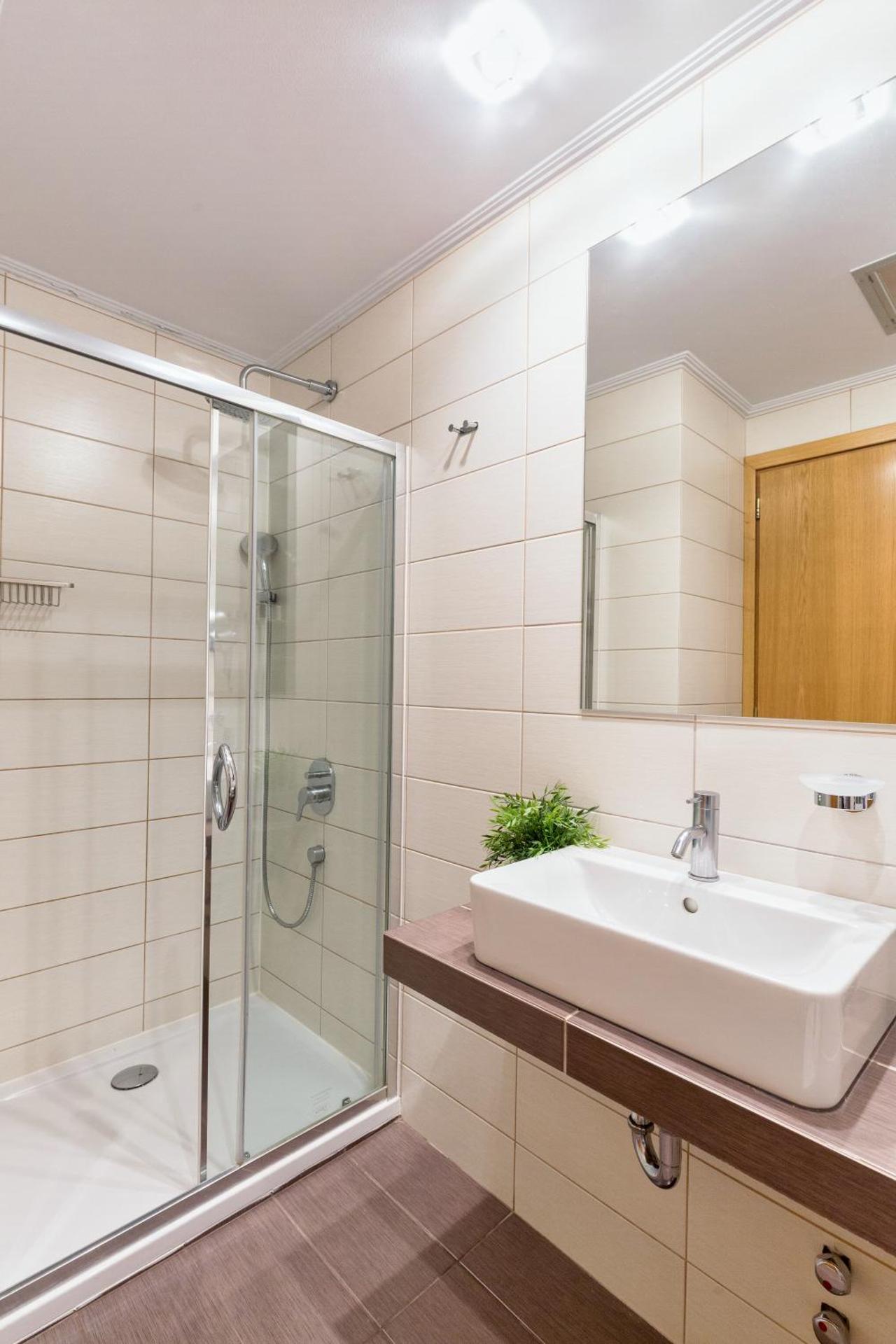 Sweet Home Hotel - Photo 48