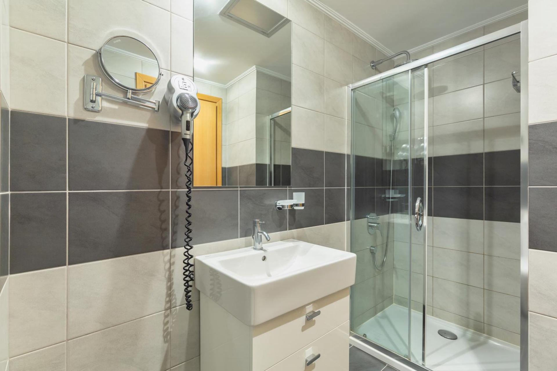 Sweet Home Hotel - Photo 72