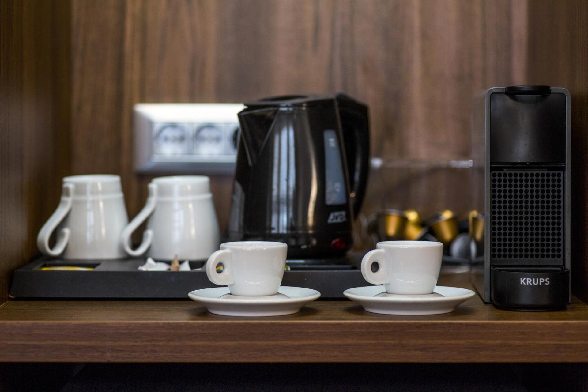 Sweet Home Hotel - Photo 100