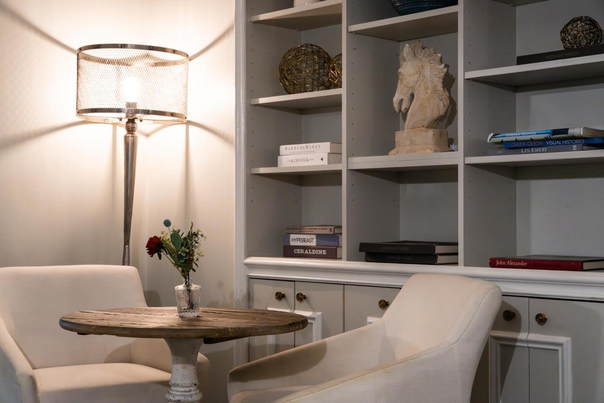 The Normandy Hotel - Photo 5